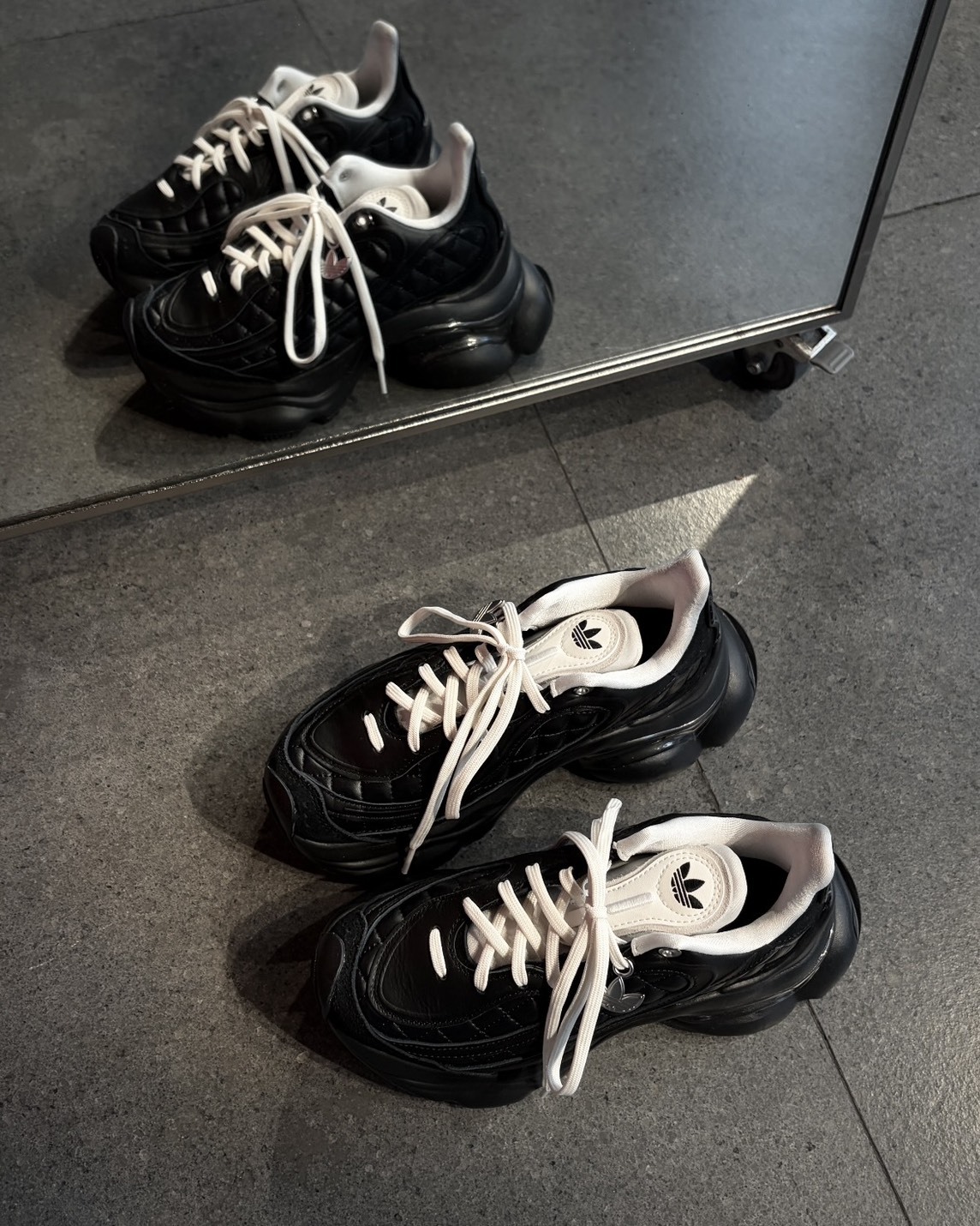 Adidas Ozvenuz 小香風 菱格紋 厚底 老爹鞋 黑色