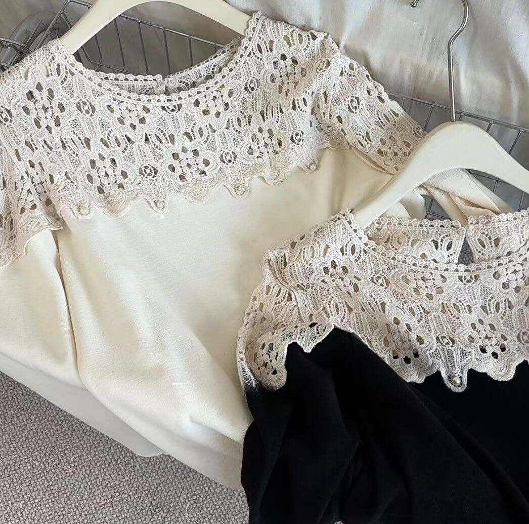 蕾絲拼接上衣