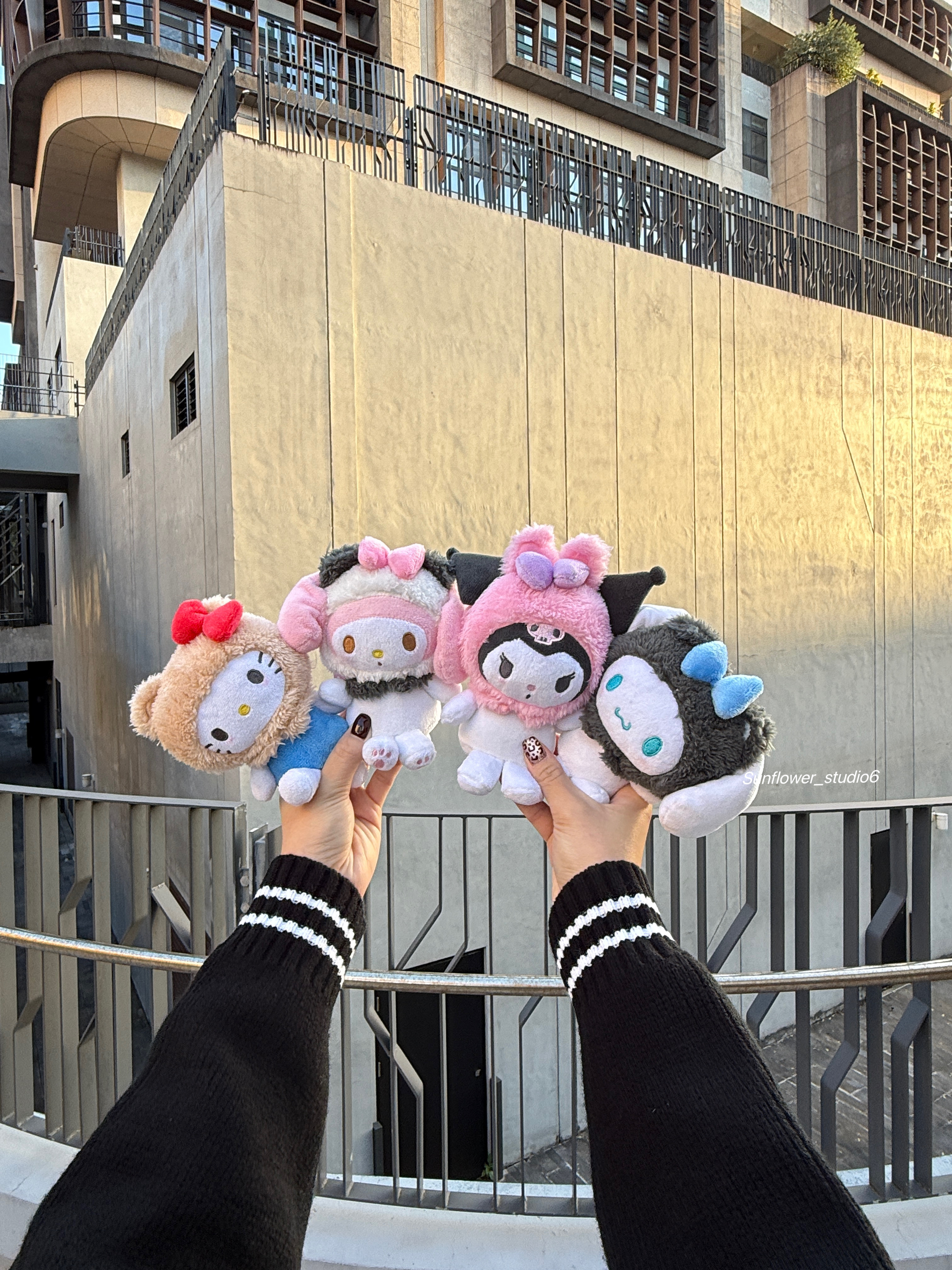 本週限時接單!! 日本🇯🇵限定 Sanrio 三麗鷗家族 絨毛動物頭套吊飾 鑰匙圈 小零錢包 大耳狗 庫洛米 凱蒂貓 美樂蒂(任買兩件7-11免運)/現貨