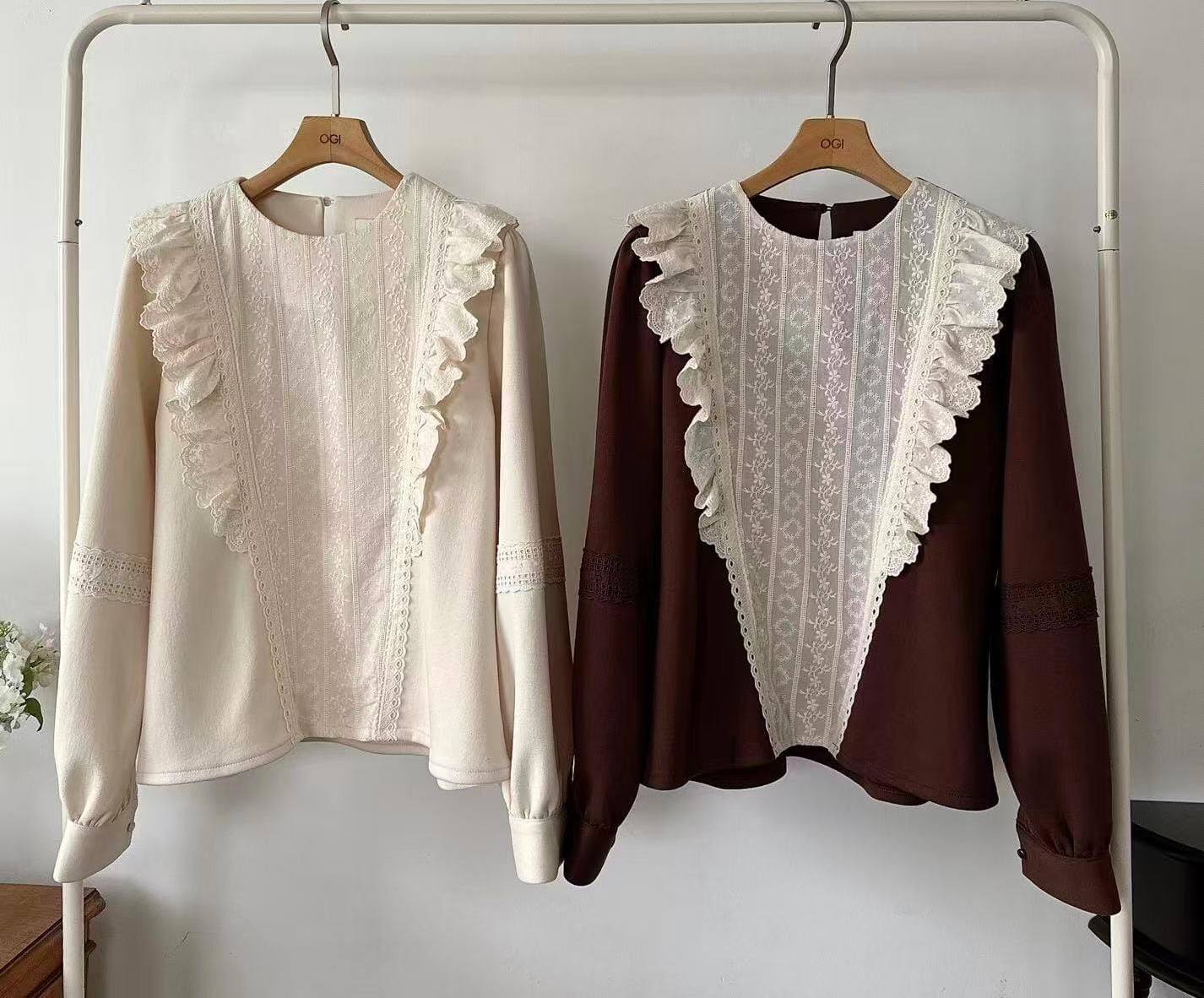 OG5412 三角拼布刺繡上衣