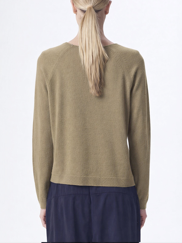 TRANSIT 一字領針織上衣(卡其)