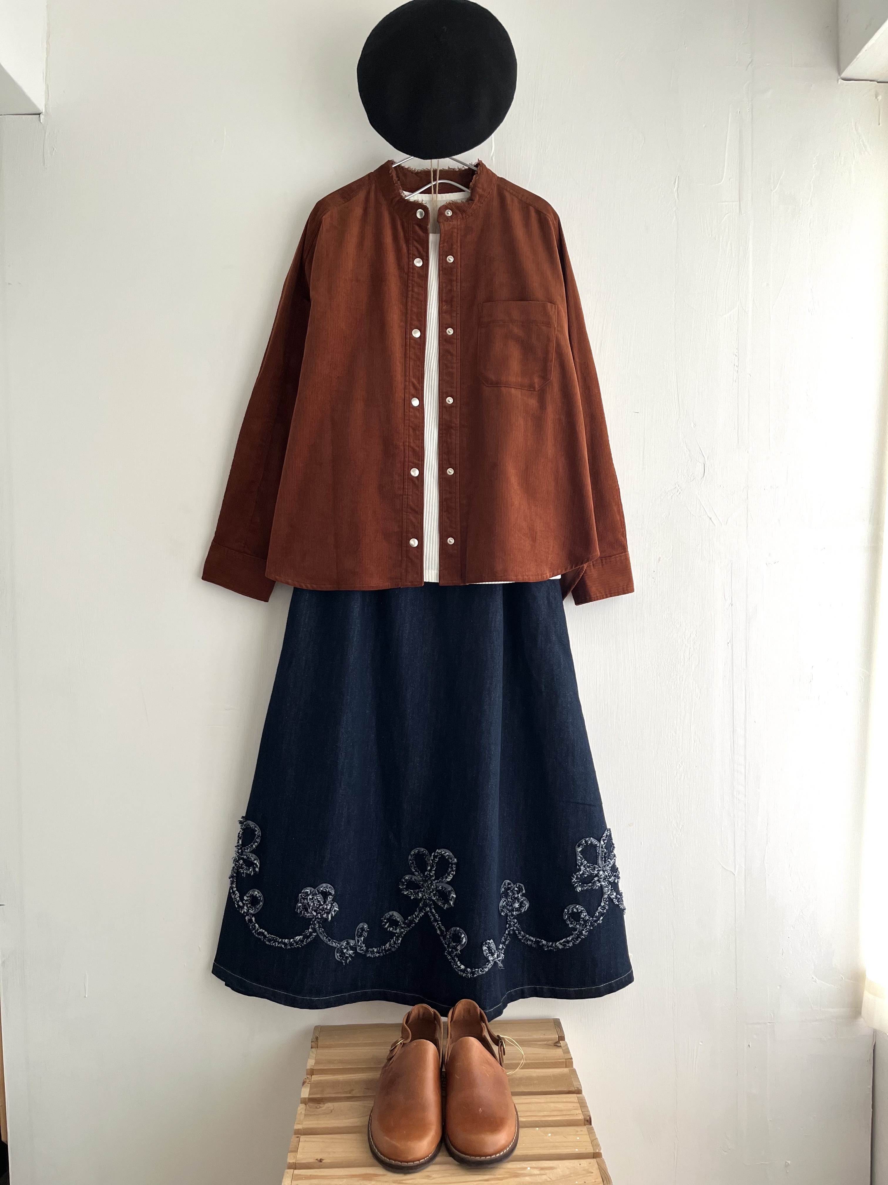 Herencia啡橙色燈芯絨小企領top