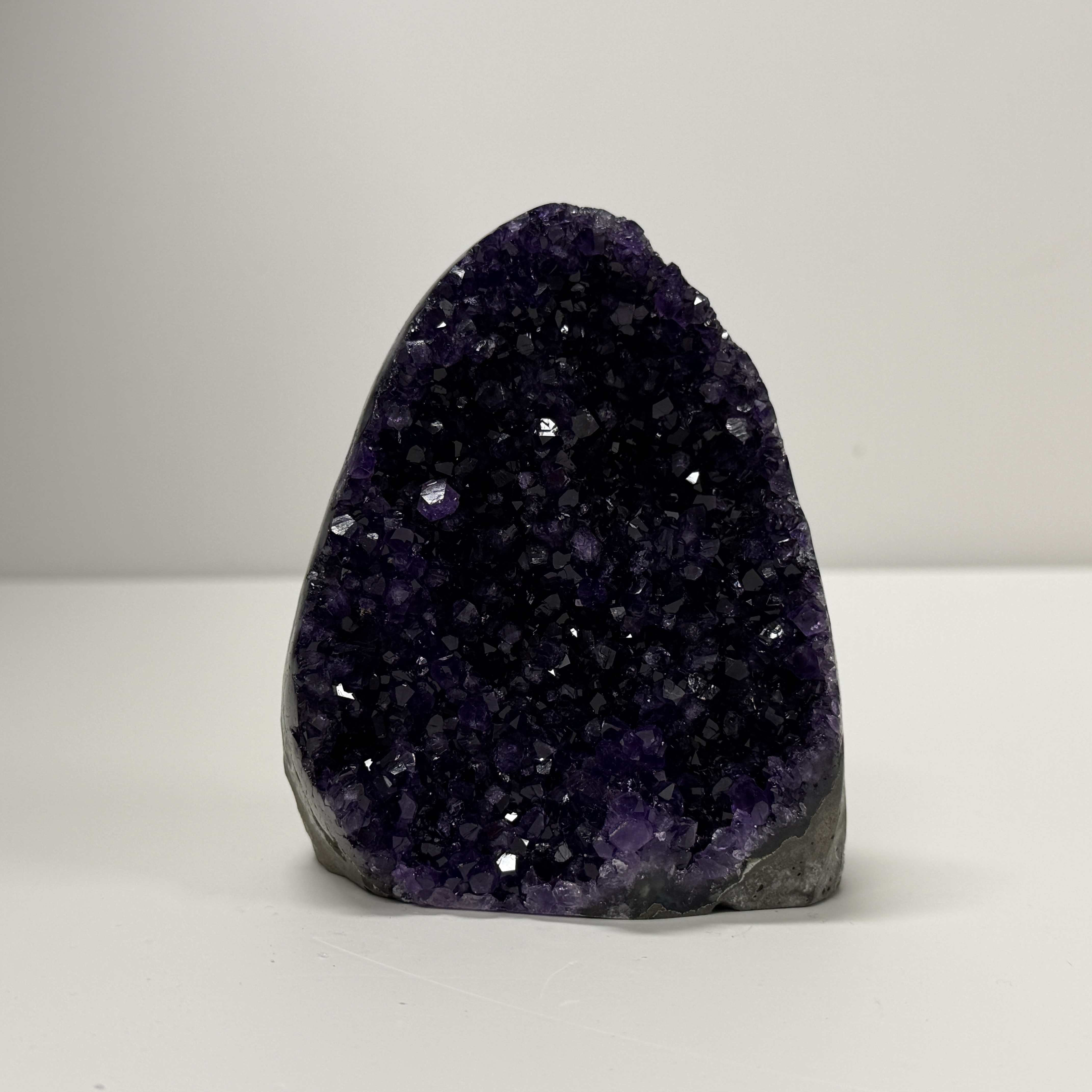 頂級色紫晶簇 677G AC2350