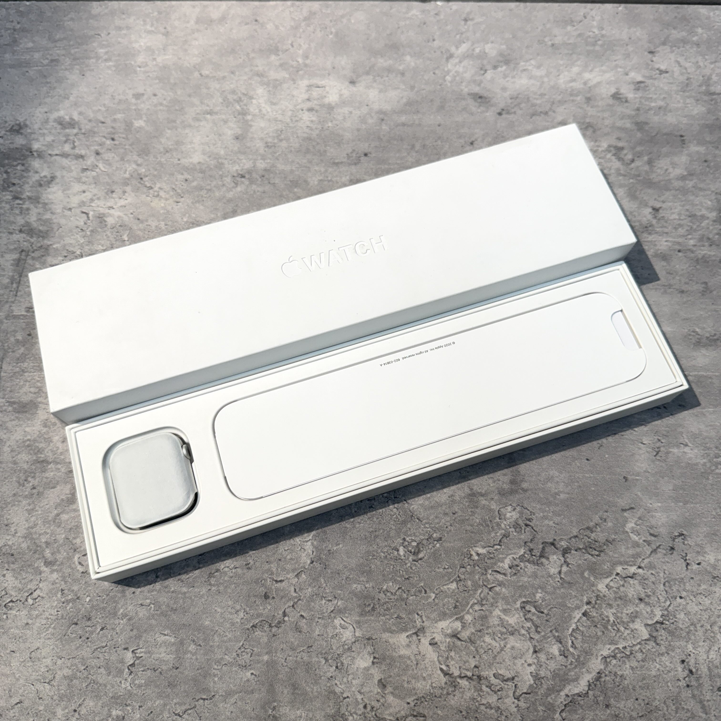 【二手良品】Apple Watch Series 6｜40mm｜銀色｜GPS （盒裝）