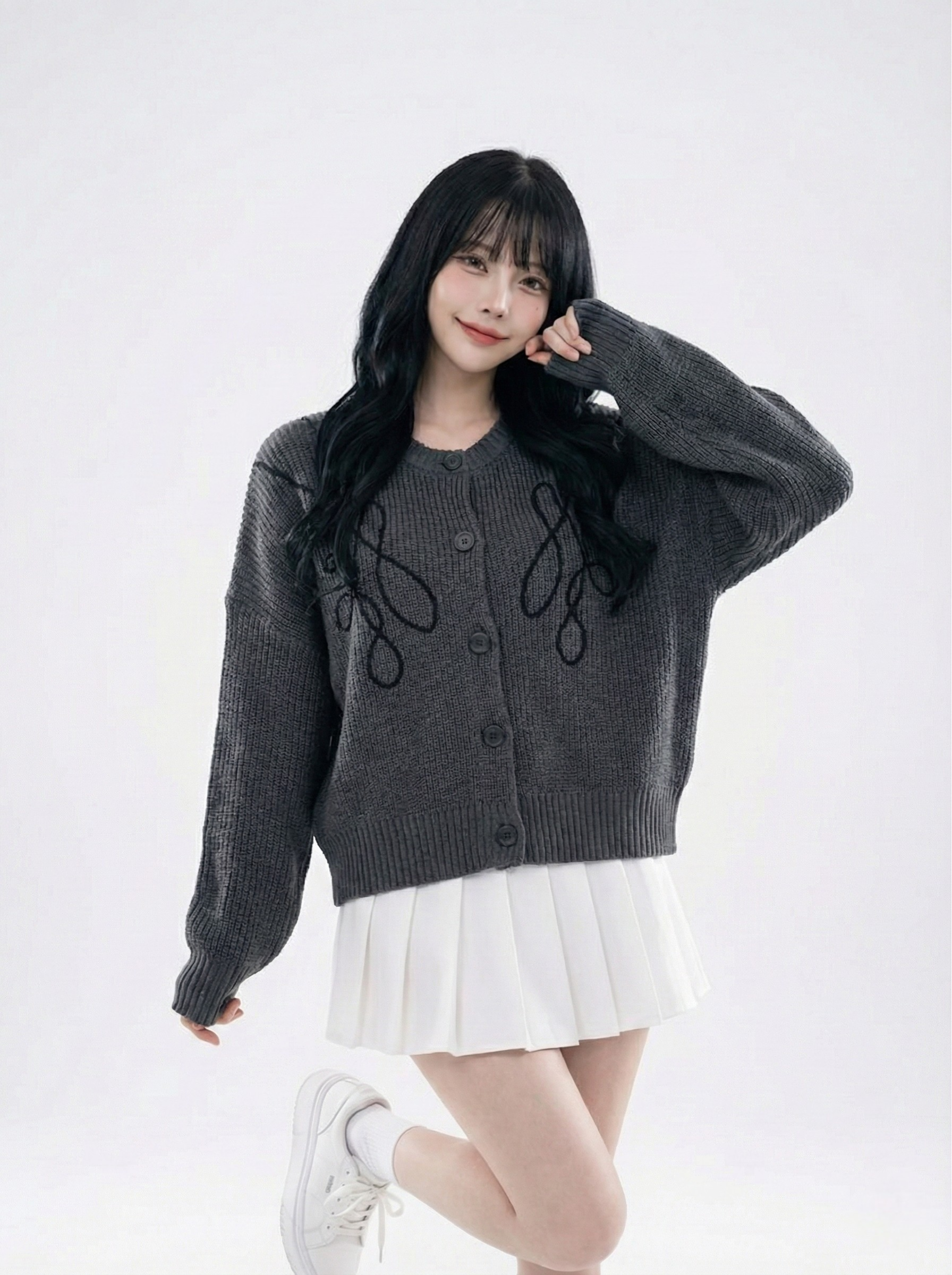 LN ord embroidery loose knit cardigan