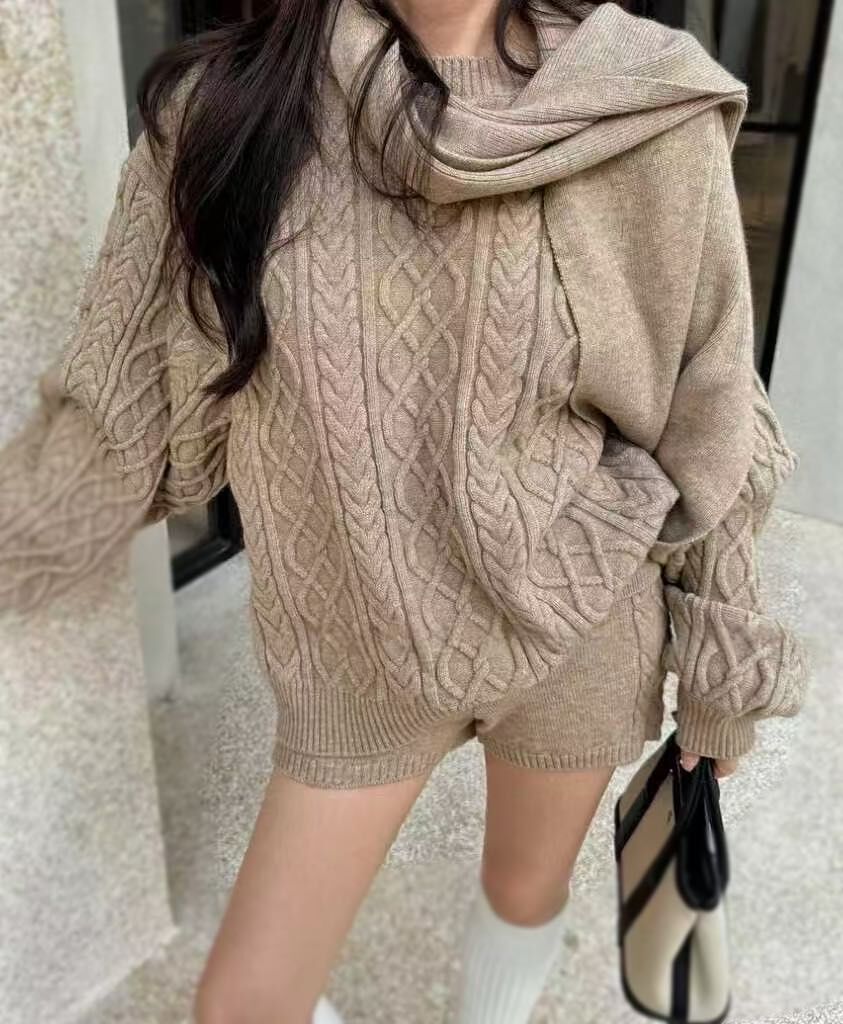 麻花編織三件組 圍巾上衣短褲