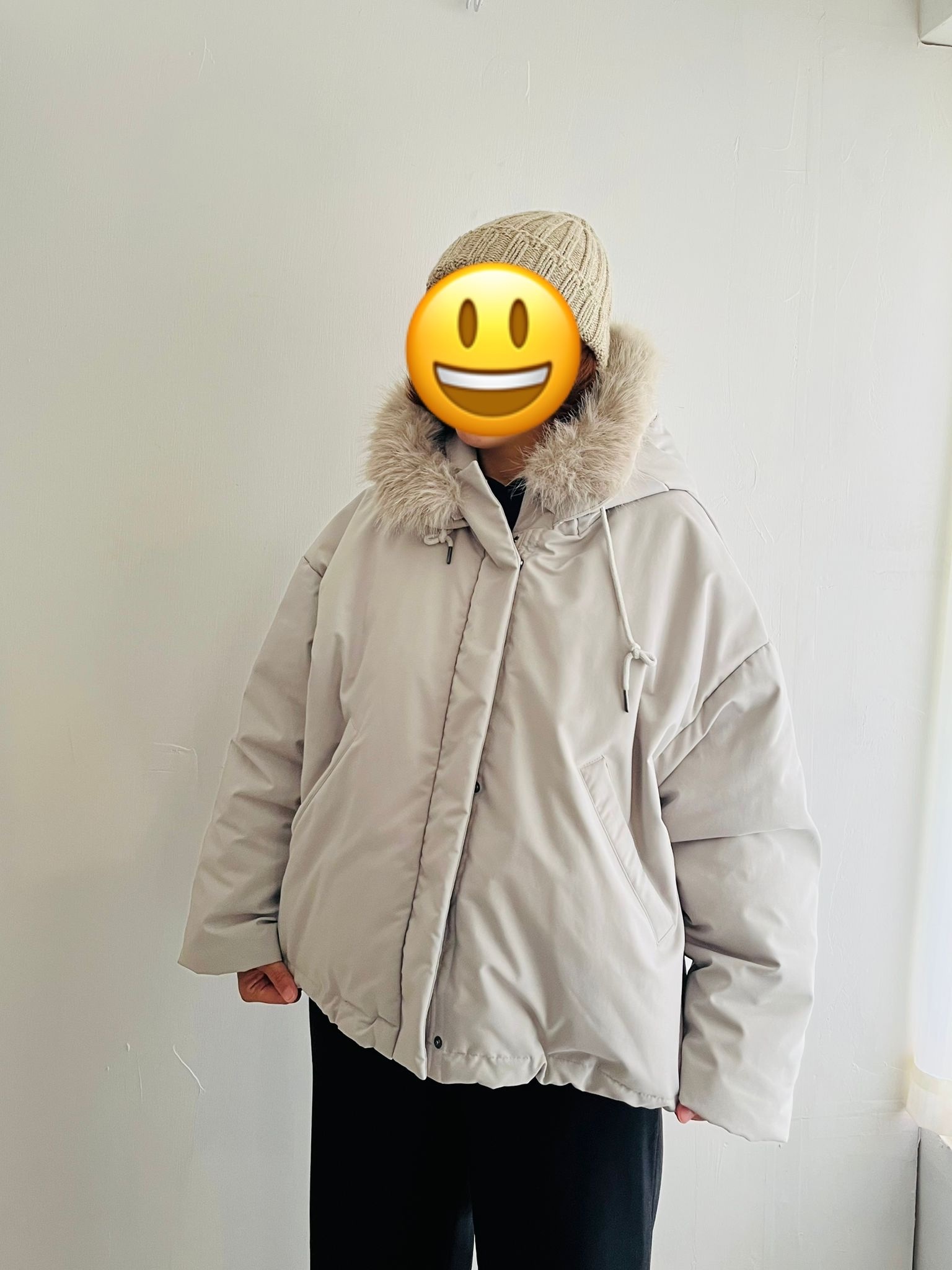 米灰色羽絨有帽褸