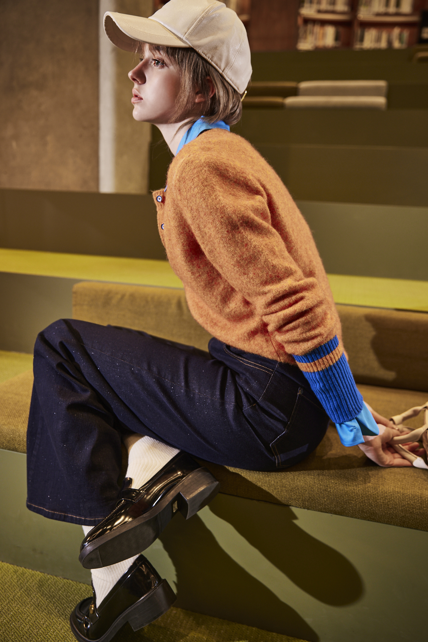 BE15227D1 Playful Heart 玩味愛心拼接針織外套 (2色)