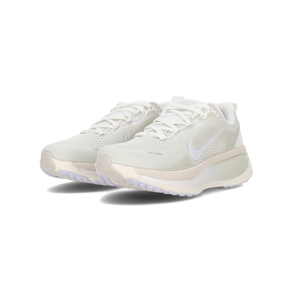 Nike Vomero 18 ESS 女鞋 白粉膚色 緩震 厚底 運動 健身 透氣 慢跑鞋 IO9915-100