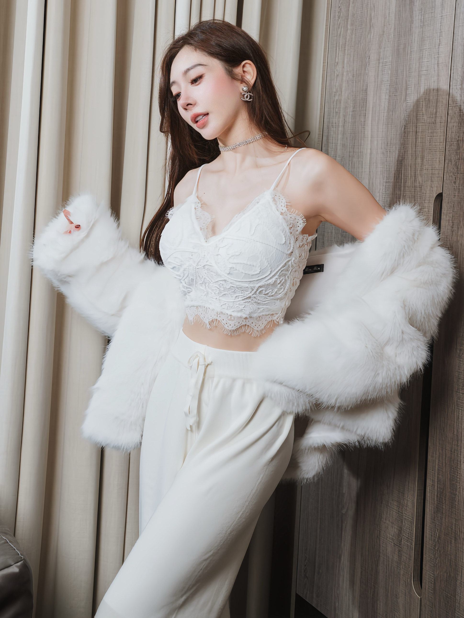 🤍奶白皮草+蕾絲背心+針織寬褲三件式（均碼適合SML）