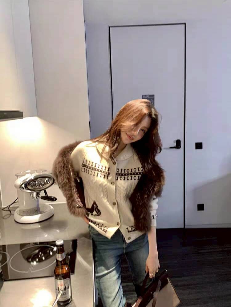 北歐圖紋麻花針織排釦翻領毛衣外套-F / 2色 (Elegant & Love)