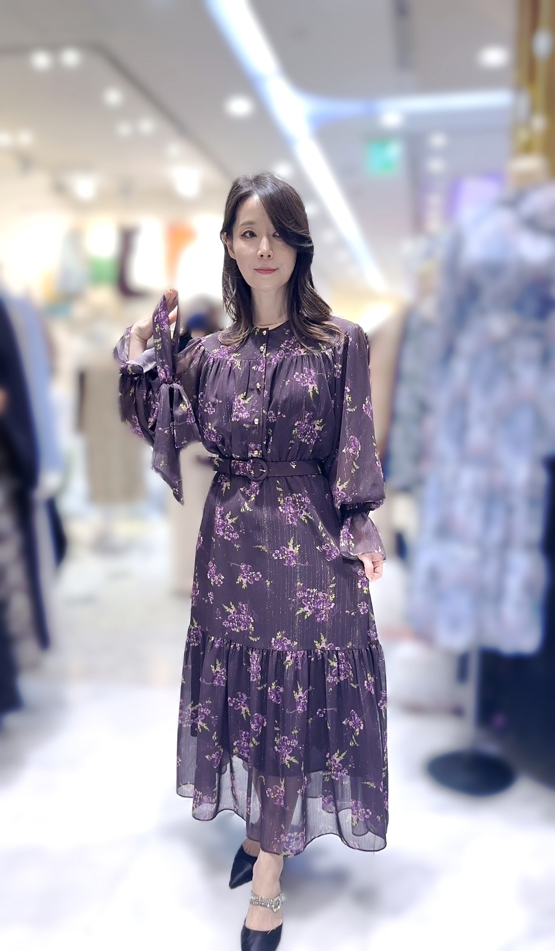 AD03 胸47 腰28-34 長49.5 $999 (一口價)