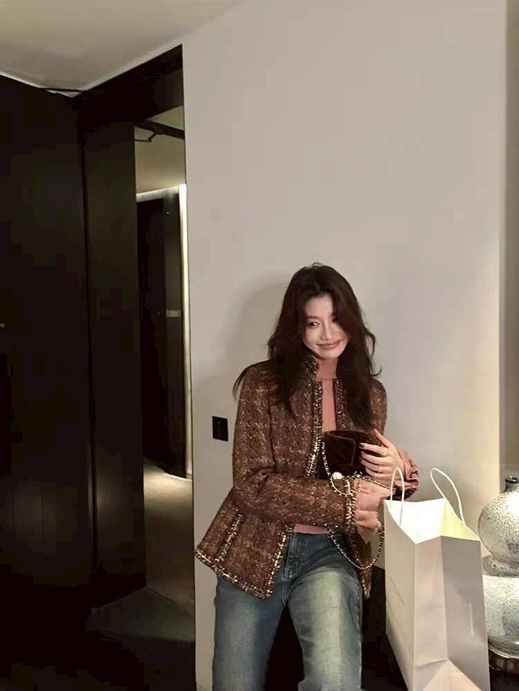 浪漫感層次荷葉袖造型高領上衣-S-XL / 3色 (Elegant & Love)