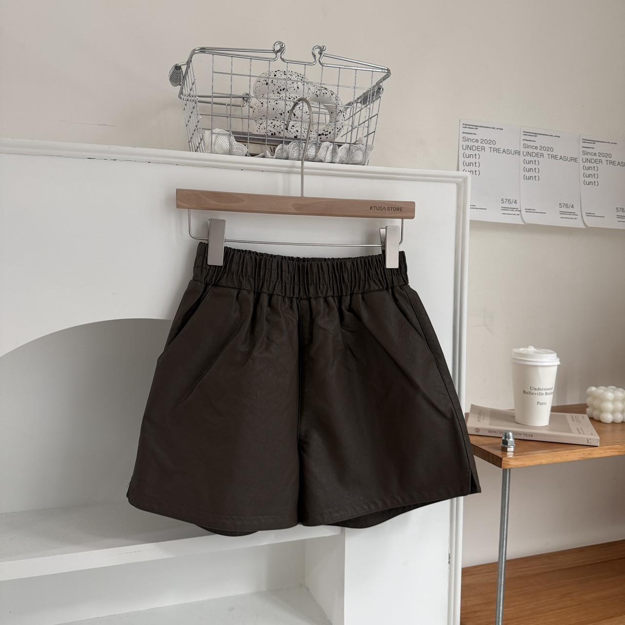 秋冬經典復古皮短褲1098