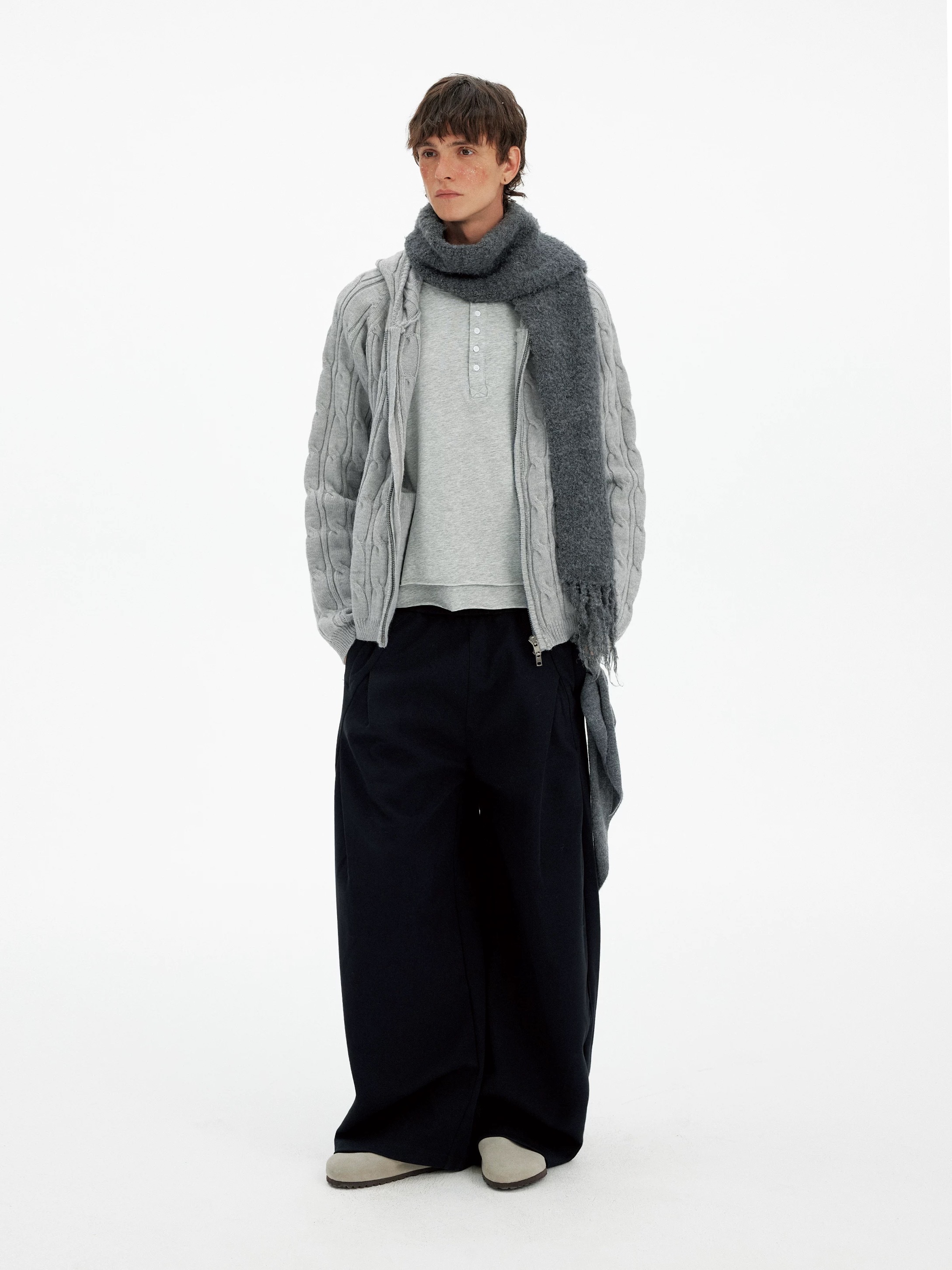 - SIMPLEACTION - 復古慵懶麻花連帽針織上衣