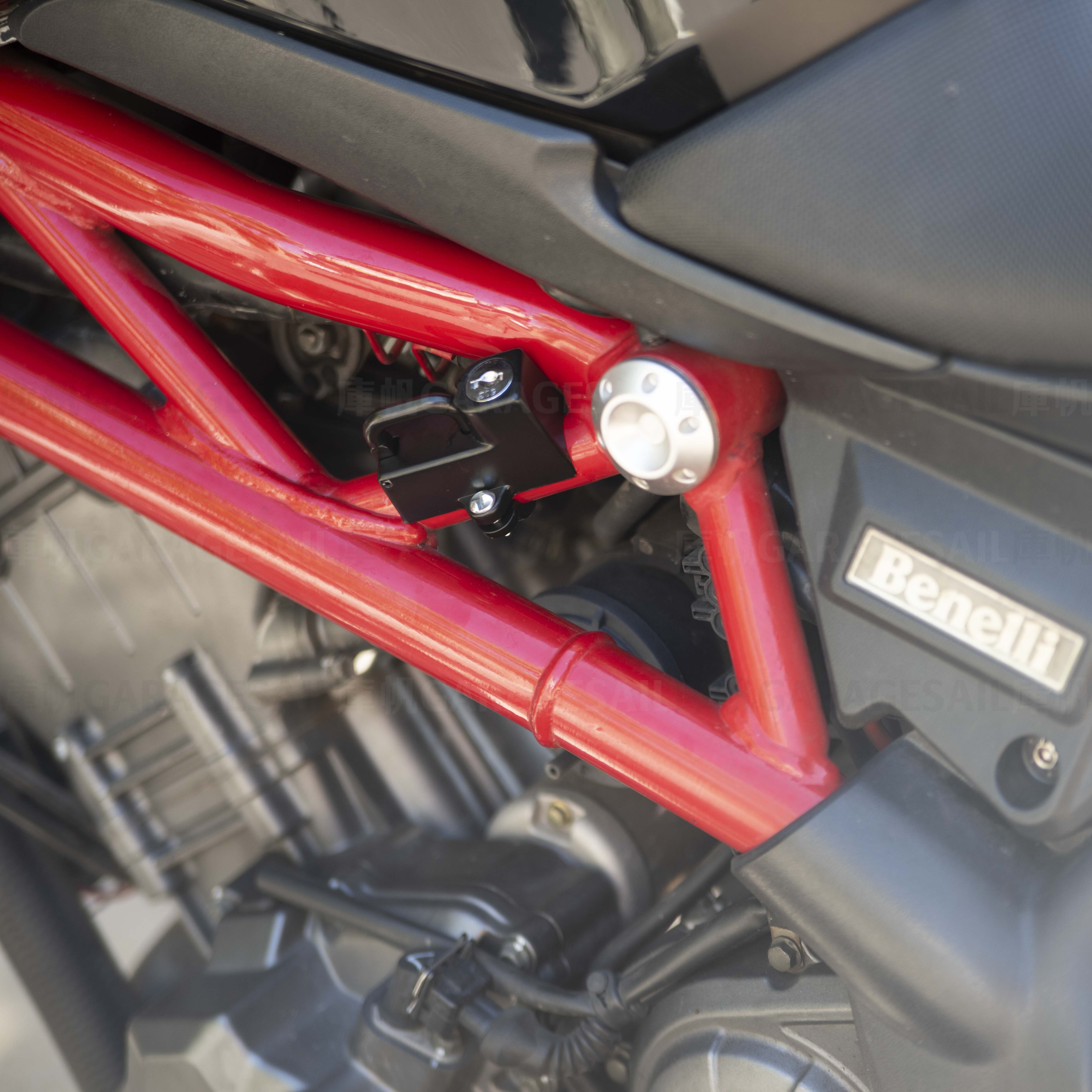 7/8吋 管徑專用 安全帽鎖頭 - 黑