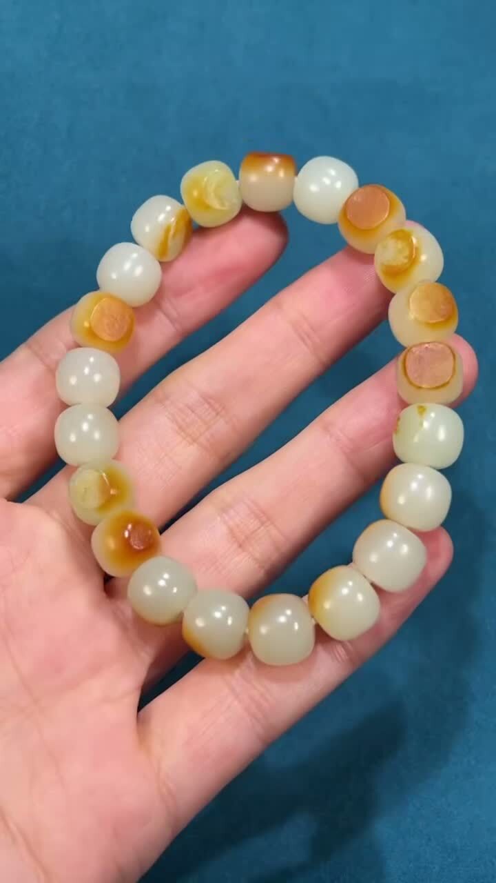 和田玉籽料紅皮老型珠手串,天然和田玉軟玉