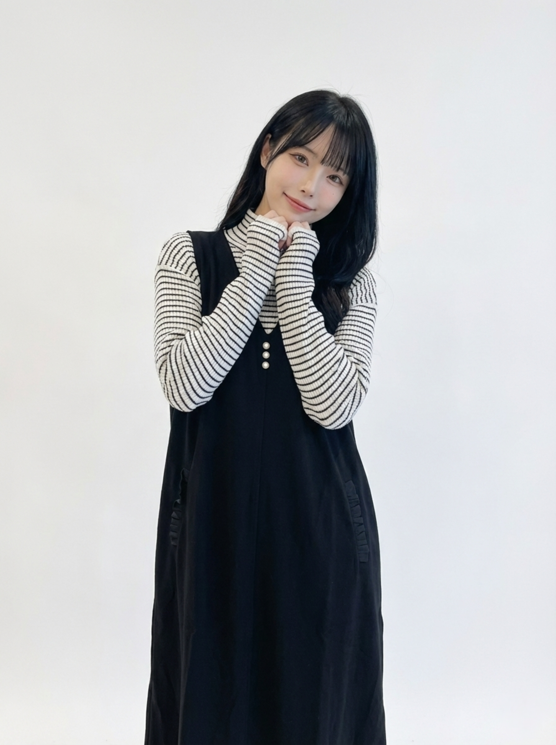 TE Accent V-Neck Jumper Skirt