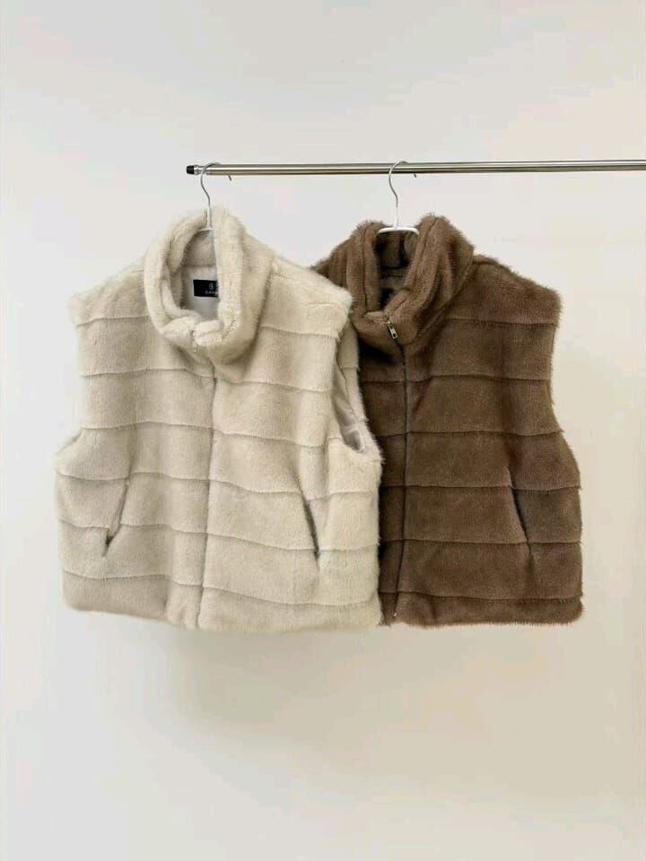 SA5441 軟滑毛毛拉鏈高領外套