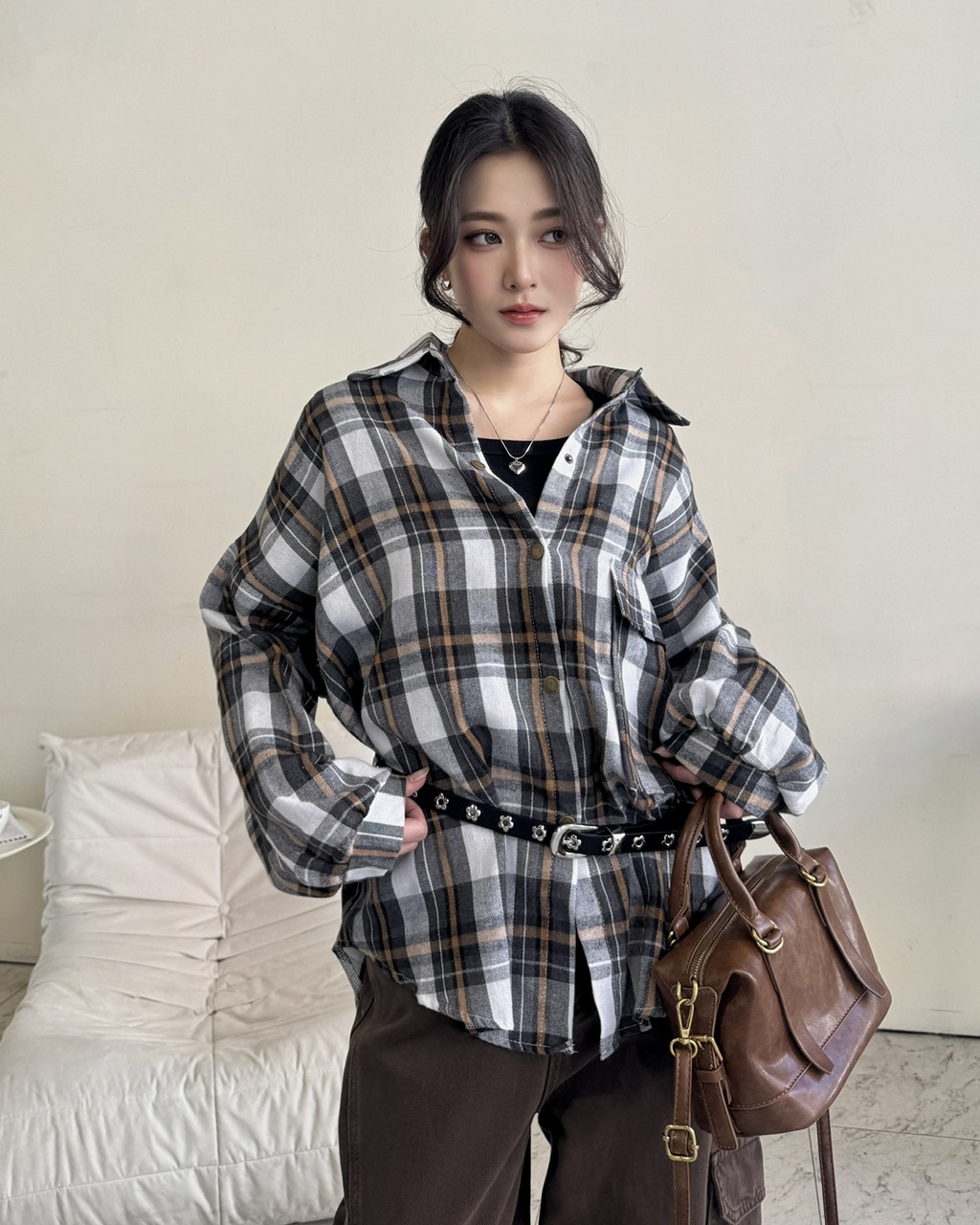 金釦質感長袖格子襯衫-5523