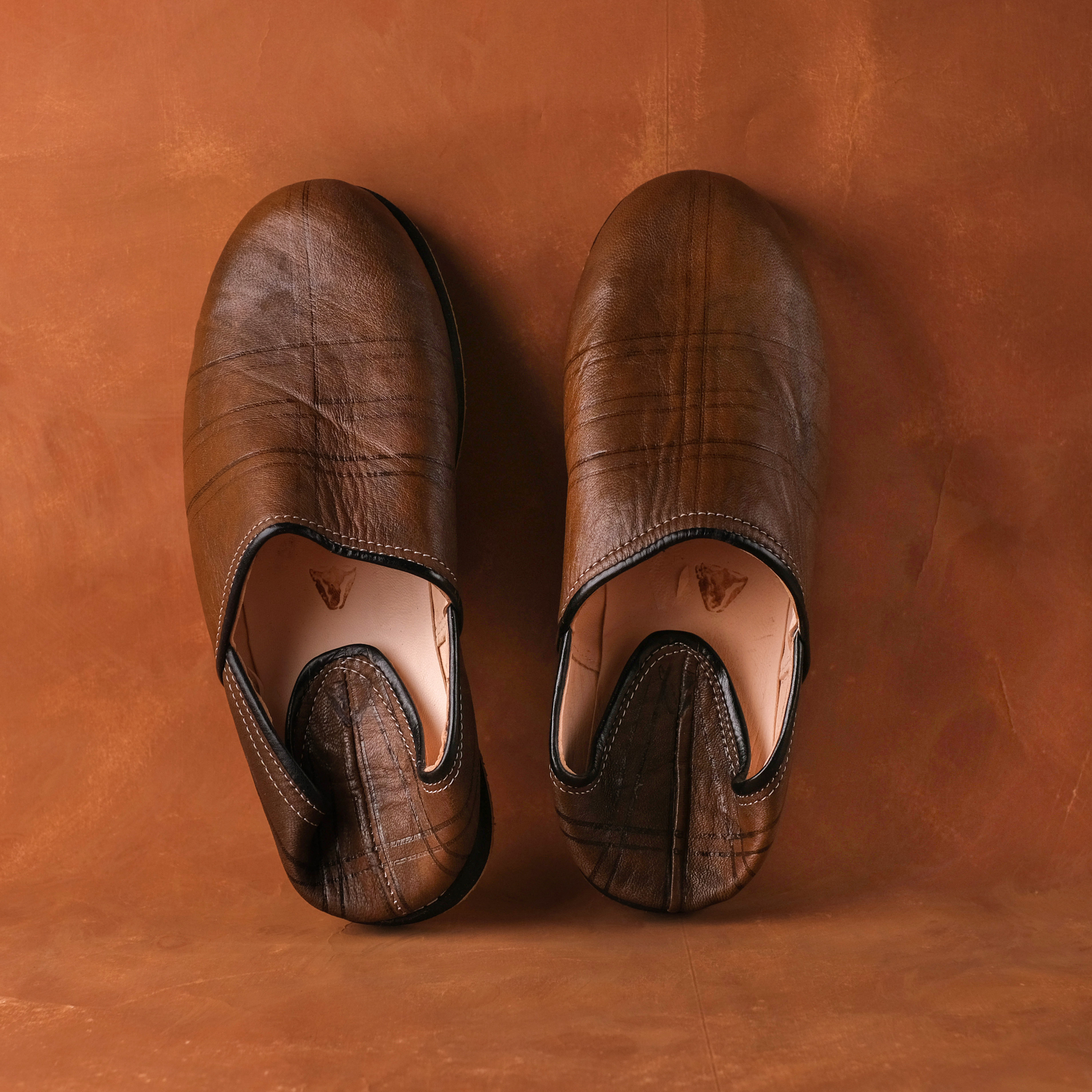 柏柏手工鞋 ｜十字印紋棕 -圓｜外出款｜摩洛哥