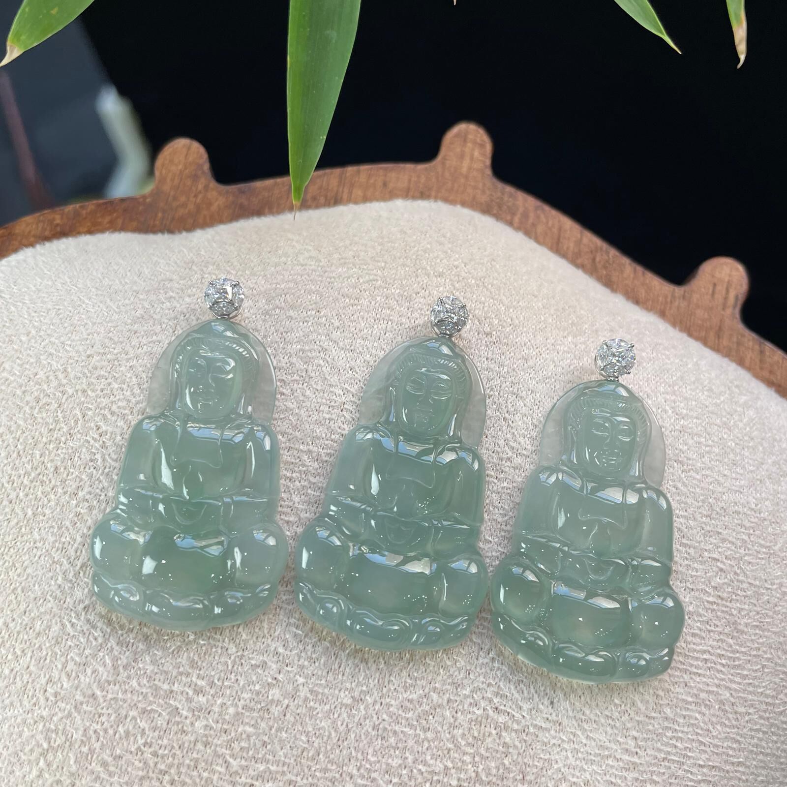 【直播】LL010511 翡翠高冰觀音18K吊墜 (BR129)