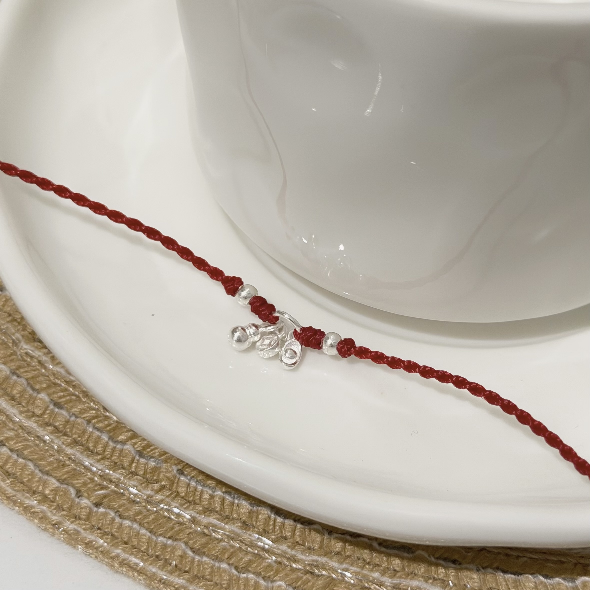 Q214葫蘆元寶小吊墜純銀紅線