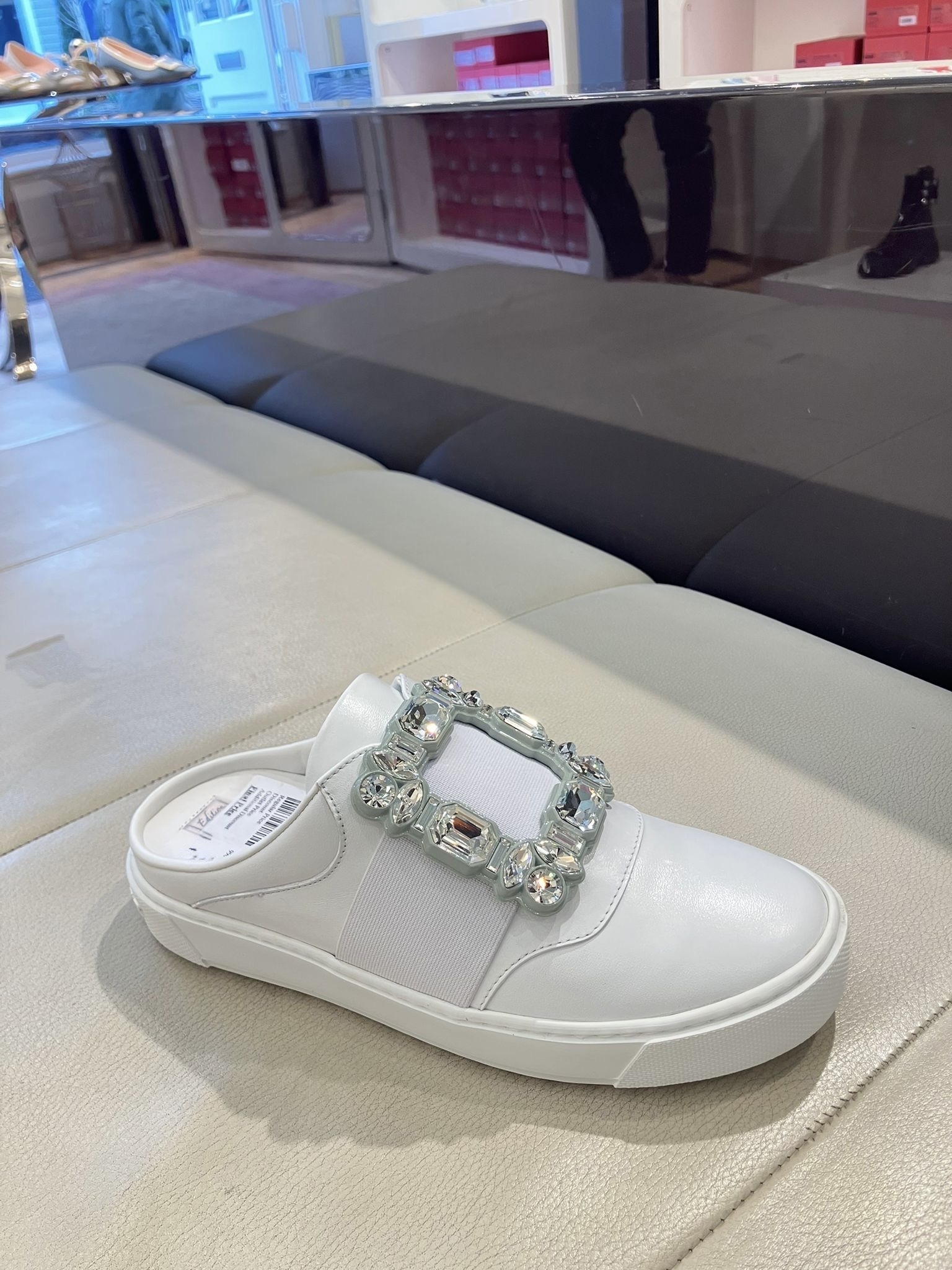 Roger Vivier very Vivier strass  slipper mules grey white