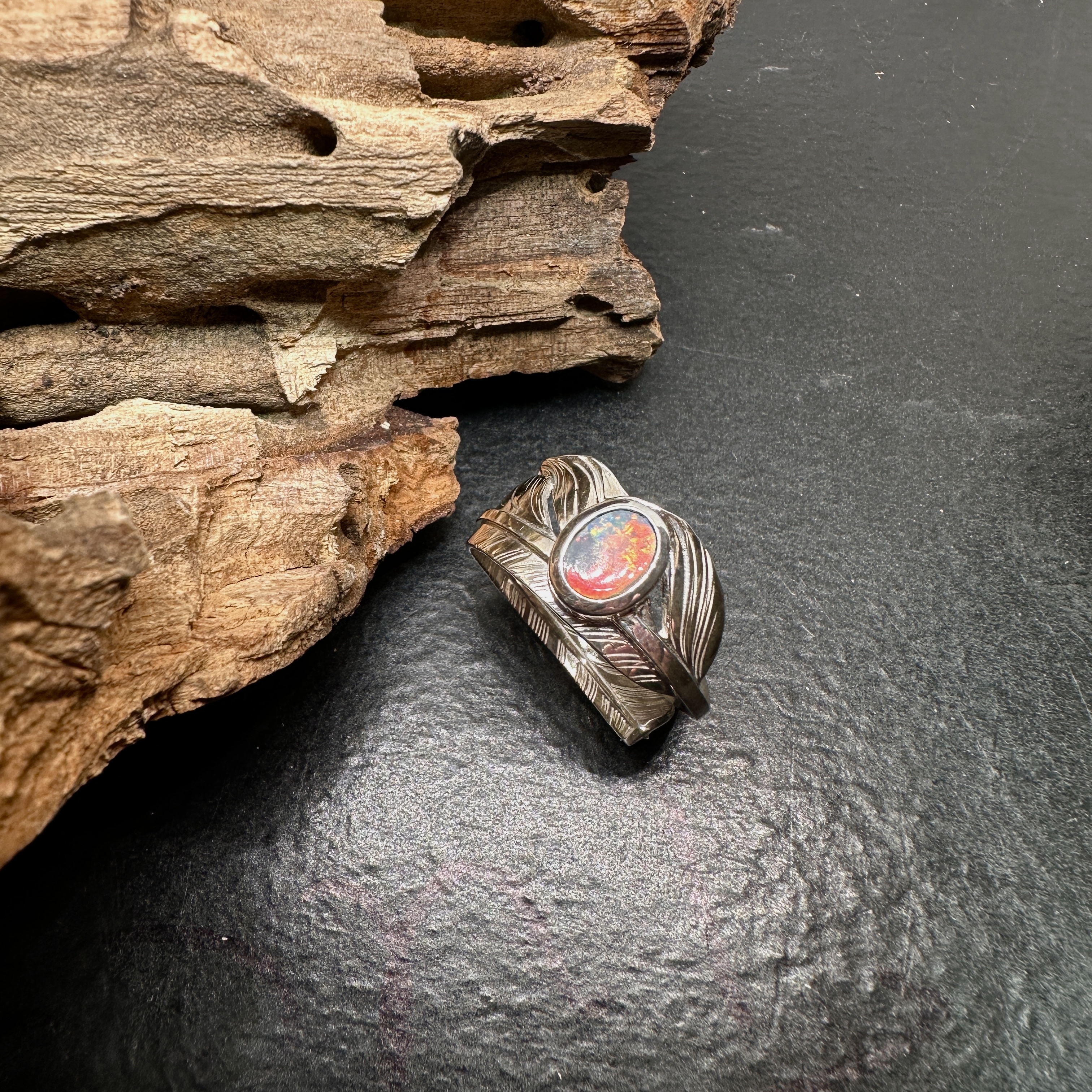 *Black Venom Jewelry- Freedom & Prayer全銀斬風羽戒鑲澳洲蛋白石