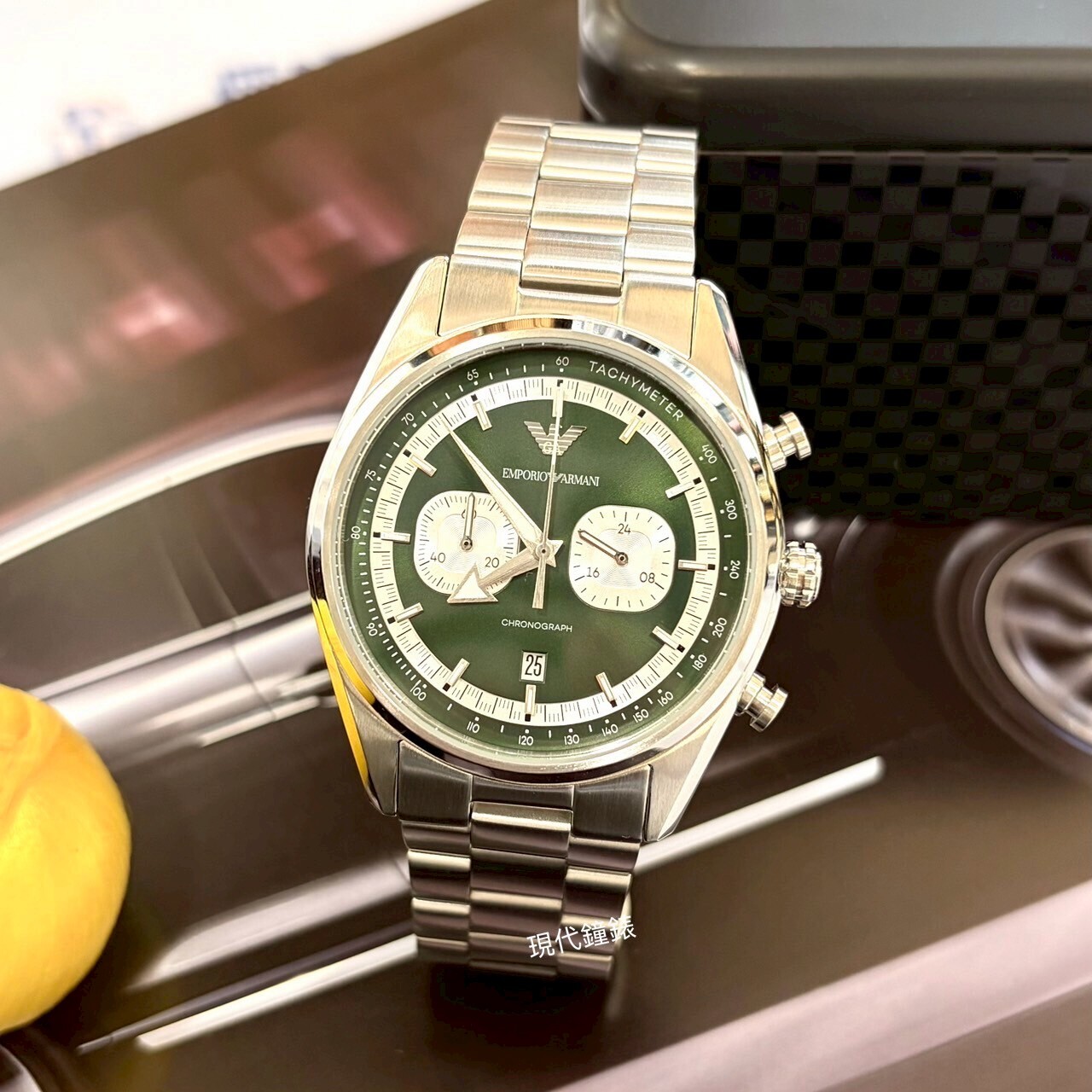 【EMPORIO ARMANI 亞曼尼】熊貓綠銀兩眼計時男錶AR11637  42mm 現代鐘錶