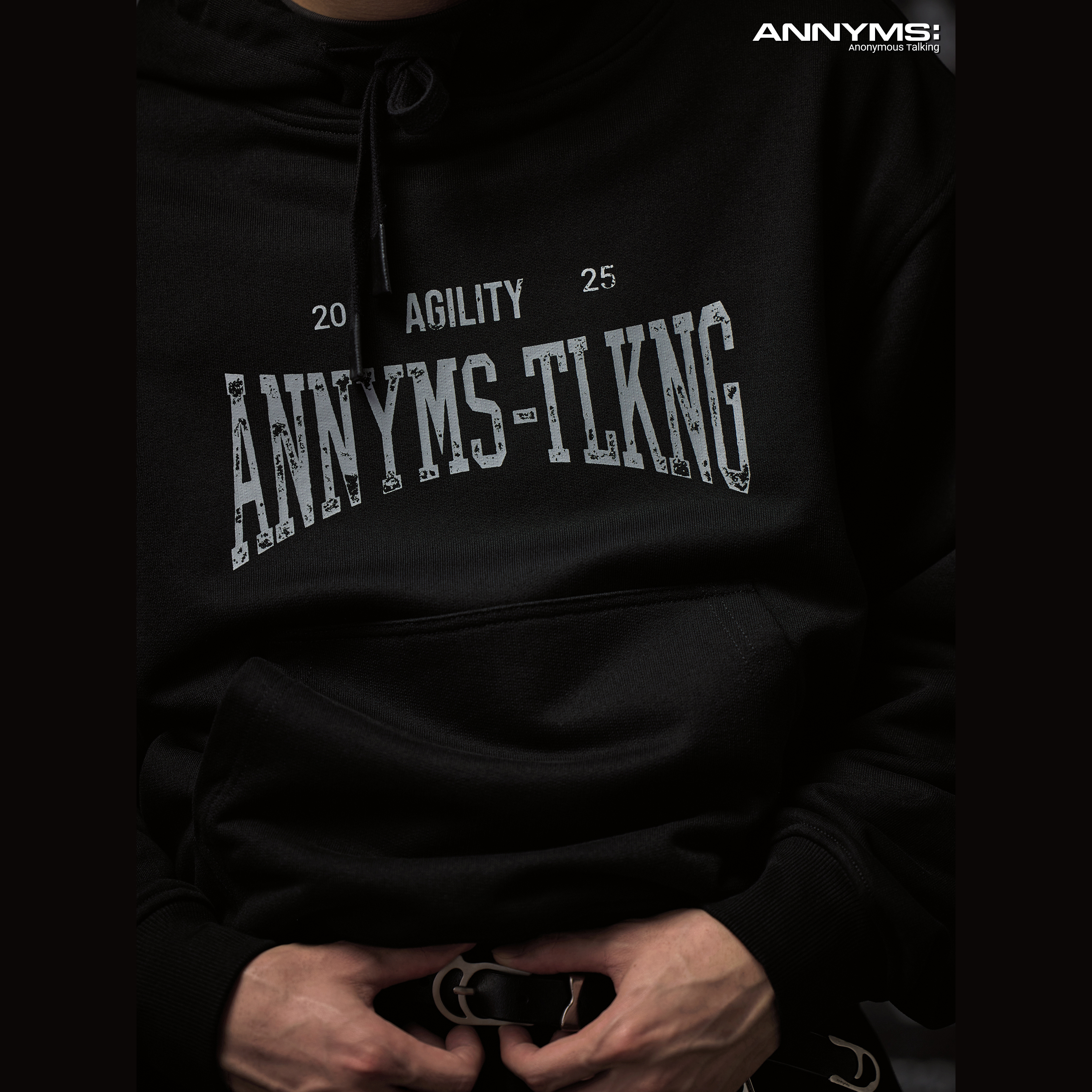 AT x AGILITY / Logo Hoodie 寬短 標語 帽Tee [AA-LS04]