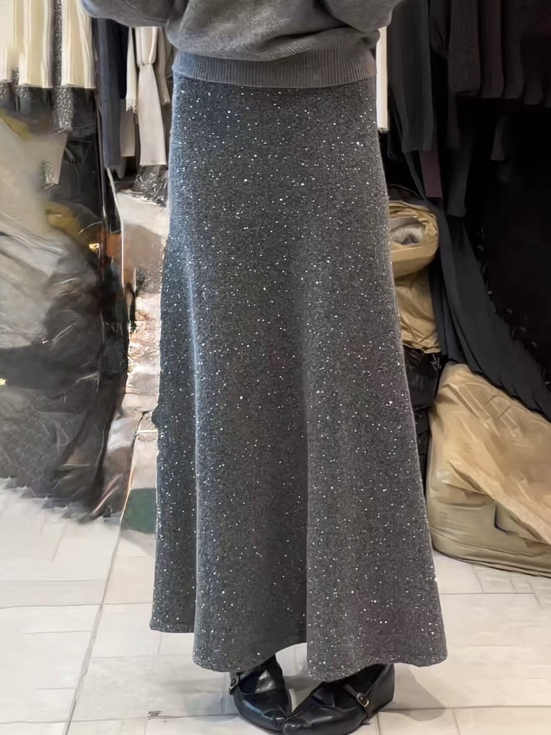 779 顯瘦垂墜感亮片針織長裙