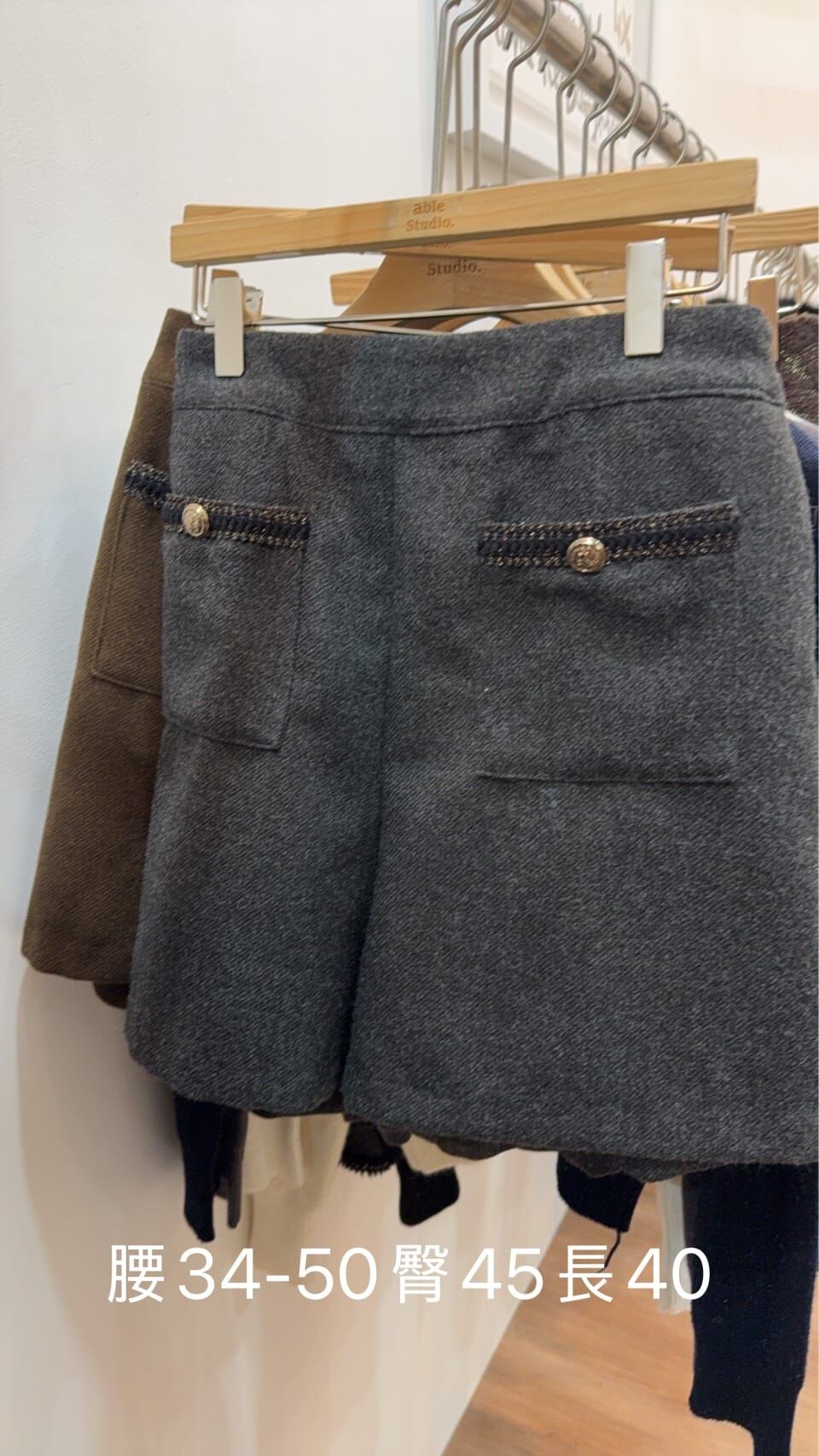 AS5448 金扣雙口袋短褲