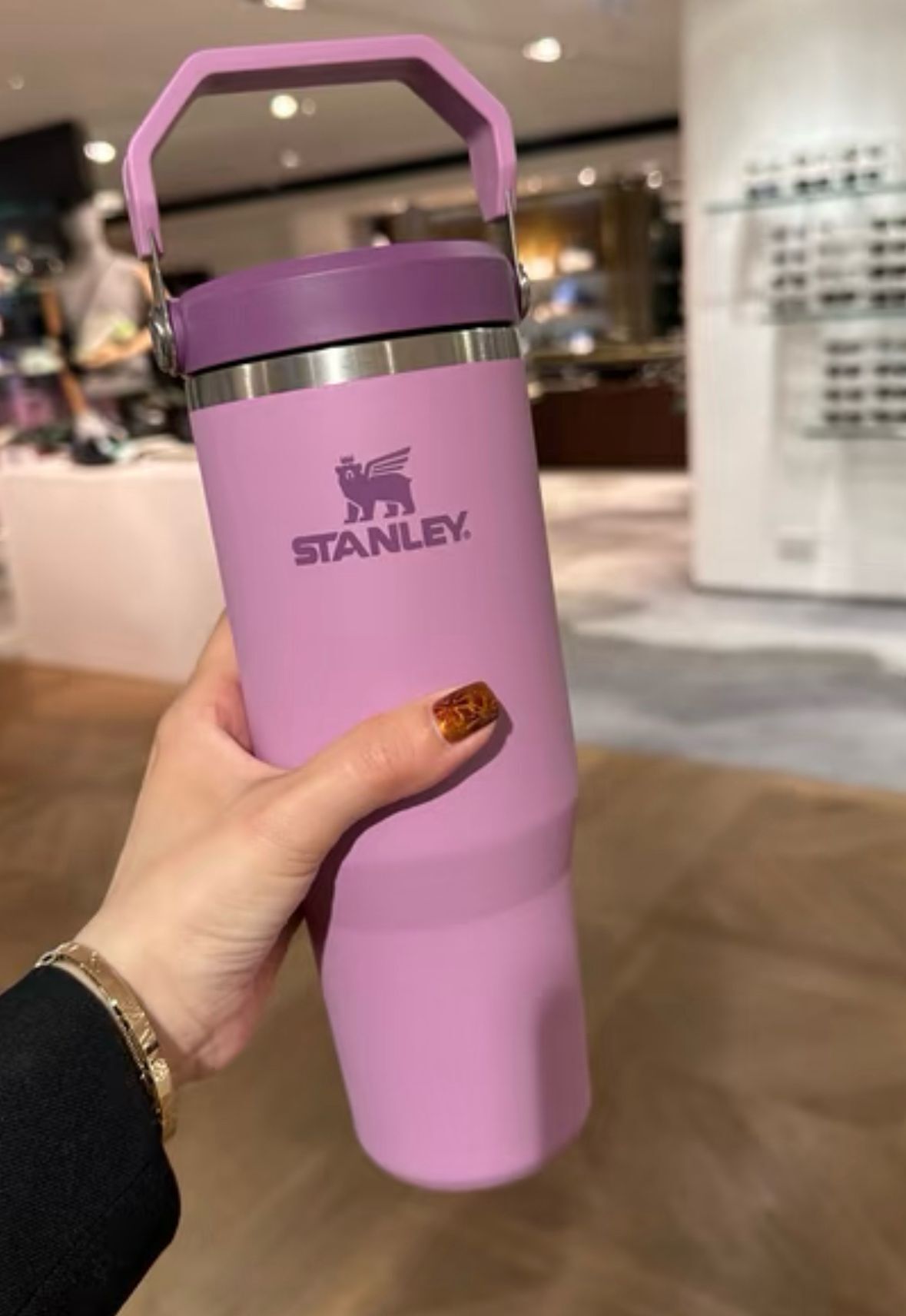 【預購】Stanley The IceFlow Flip Straw H010701 水樽30oz （紫色）