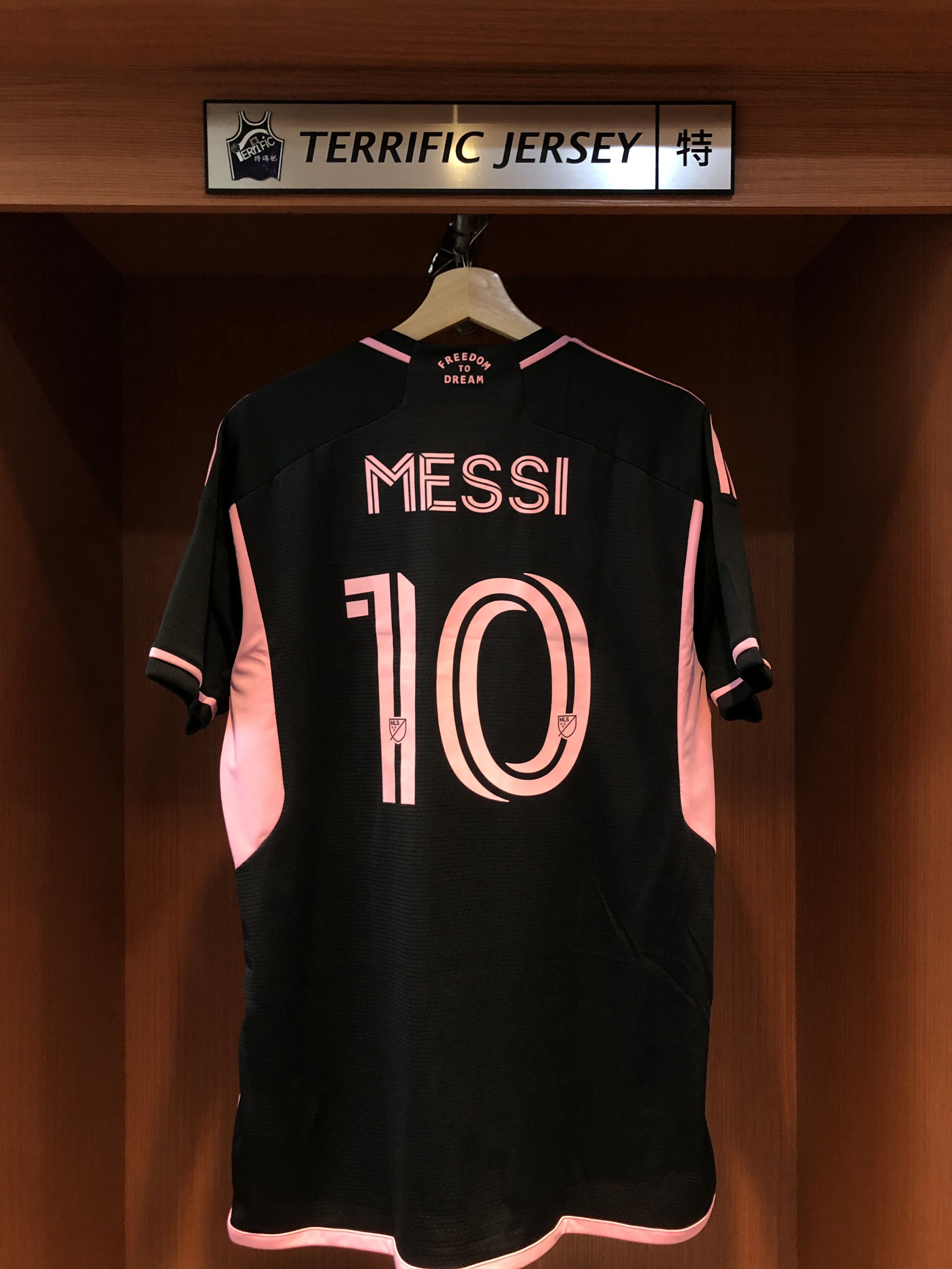 MLS足球 Lionel Messi 邁阿密國際 黑 舊版 Adidas Authentic Jersey 球員版 燙印 全新