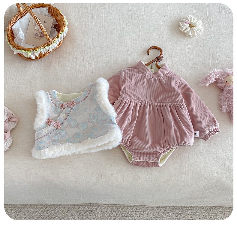 [陸製]過年服｜粉嫩加厚過年包屁衣