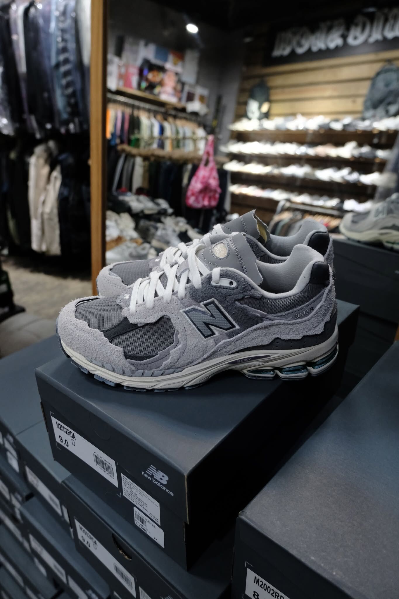 New Balance 2002R "Refined Future" 灰白 解構 M2002RDA