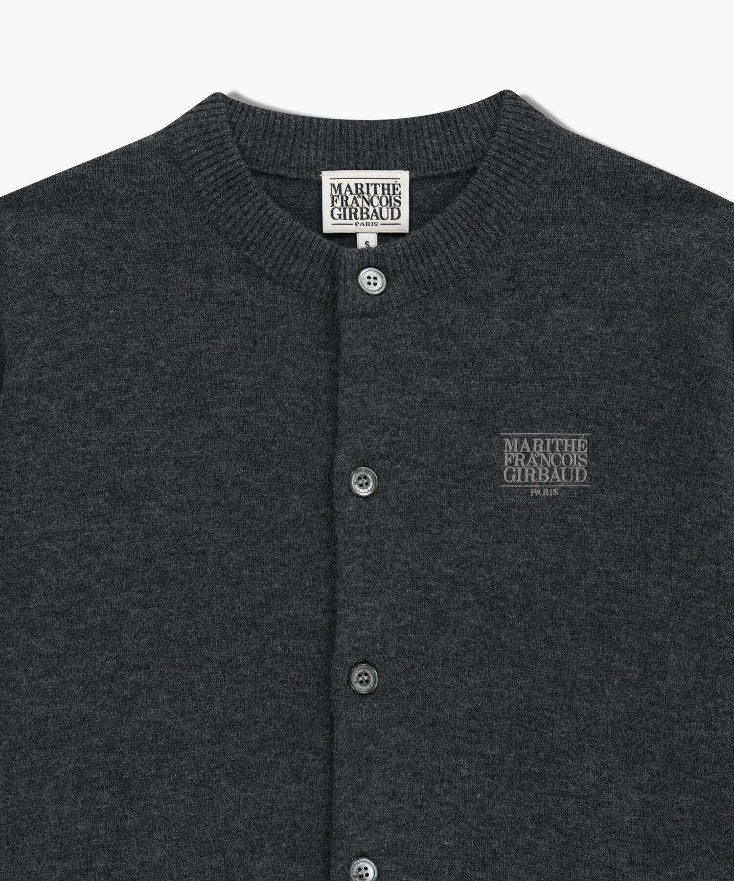 BASIC ROUND NECK CARDIGAN IN CHARCOAL
