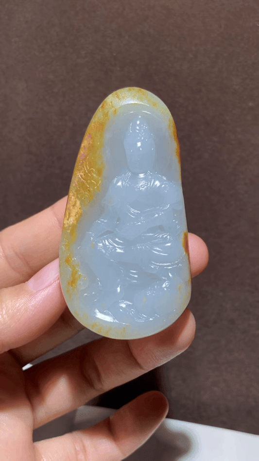 1226721 和田玉籽料紅皮觀音