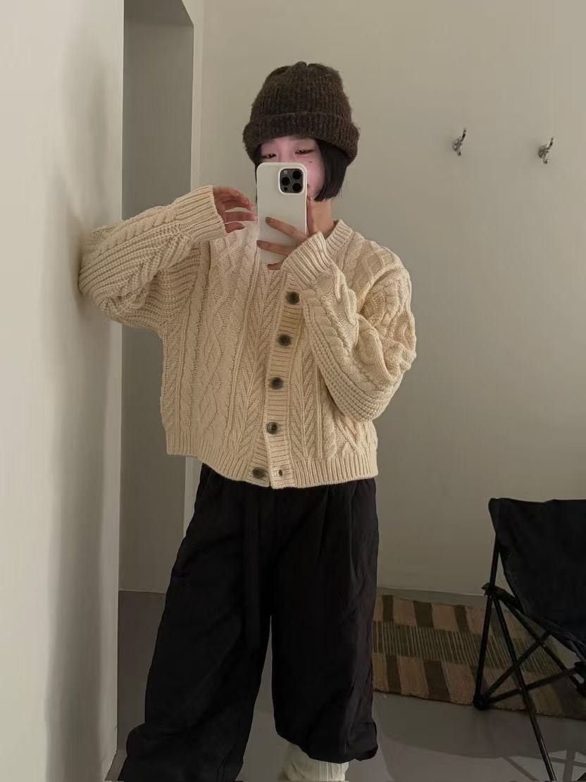 557 重工麻花針織毛衣開衫