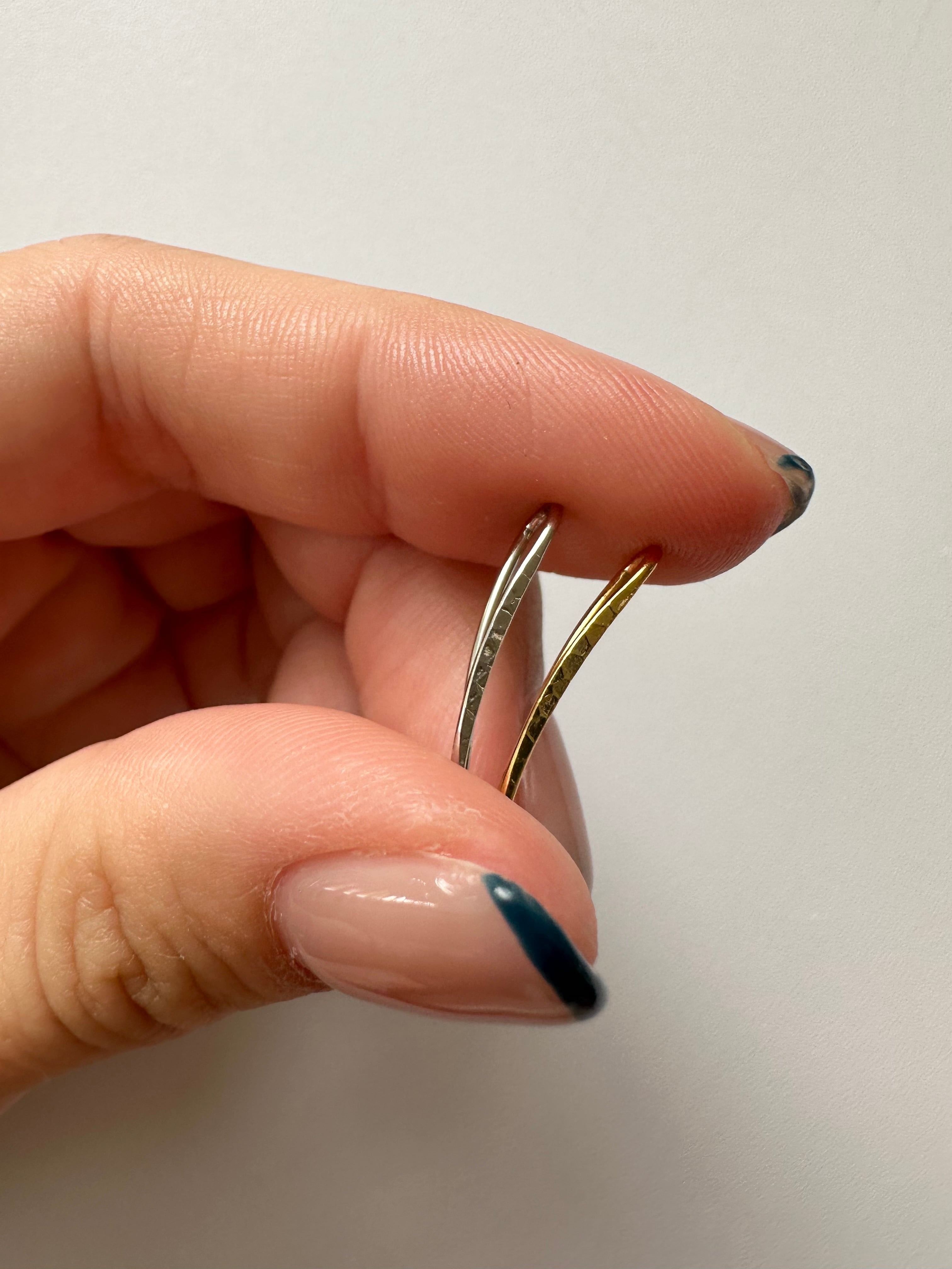 SS slim curve clip pierce