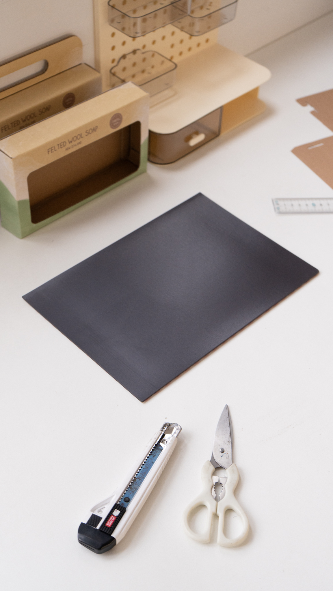 磁鐵片〔21×30 cm〕-靈活運用、任意裁切〔收納新革命〕