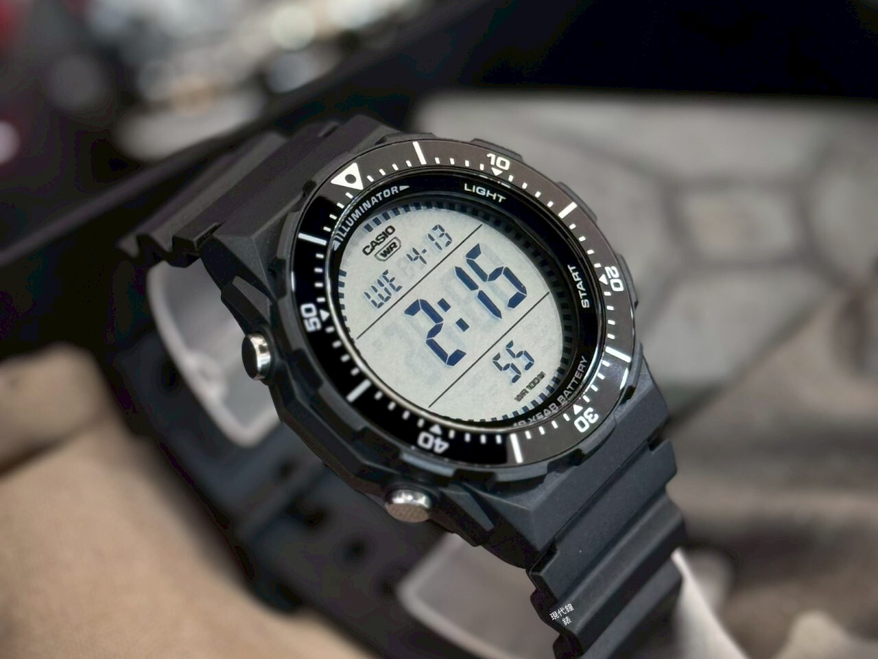 【CASIO 卡西歐】旋轉錶圈數位電子錶AE-1700H-1A 47.3m 現代鐘錶