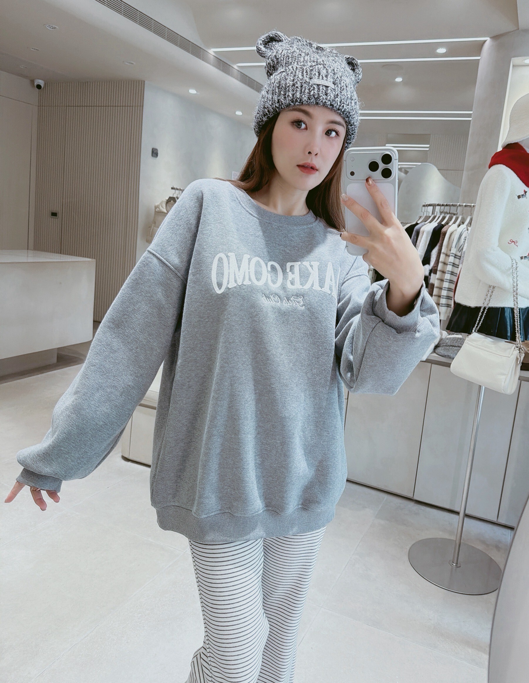 英文LAKECOMO刺繡刷毛棉質衣