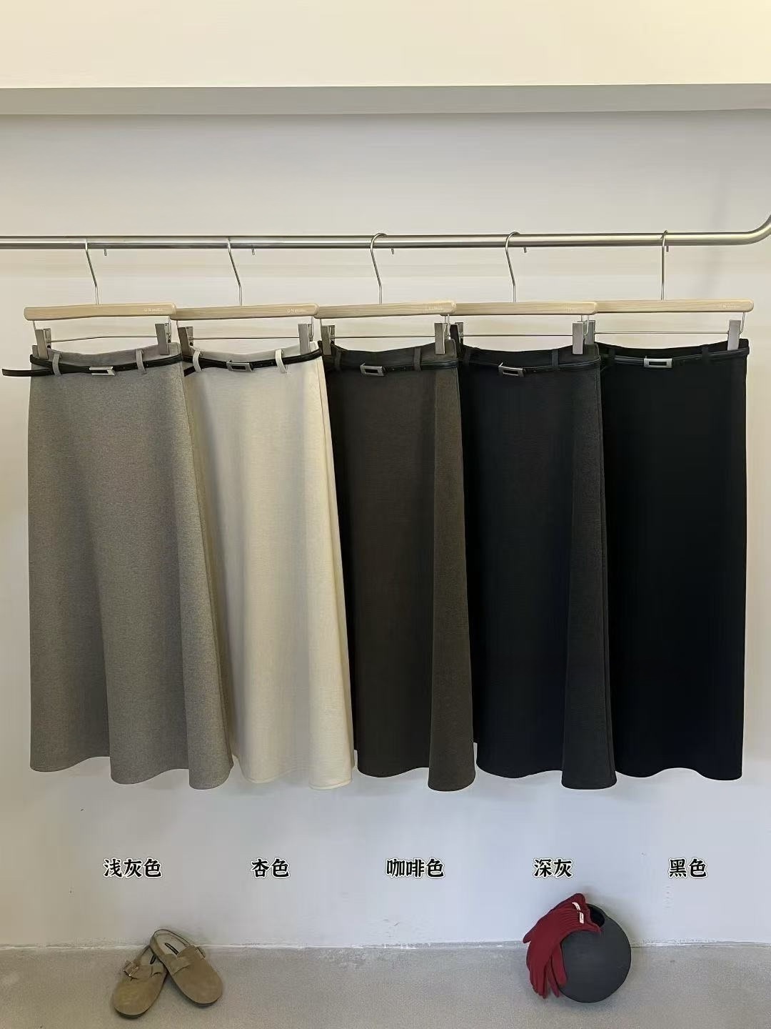 683 內磨毛落地傘擺長裙