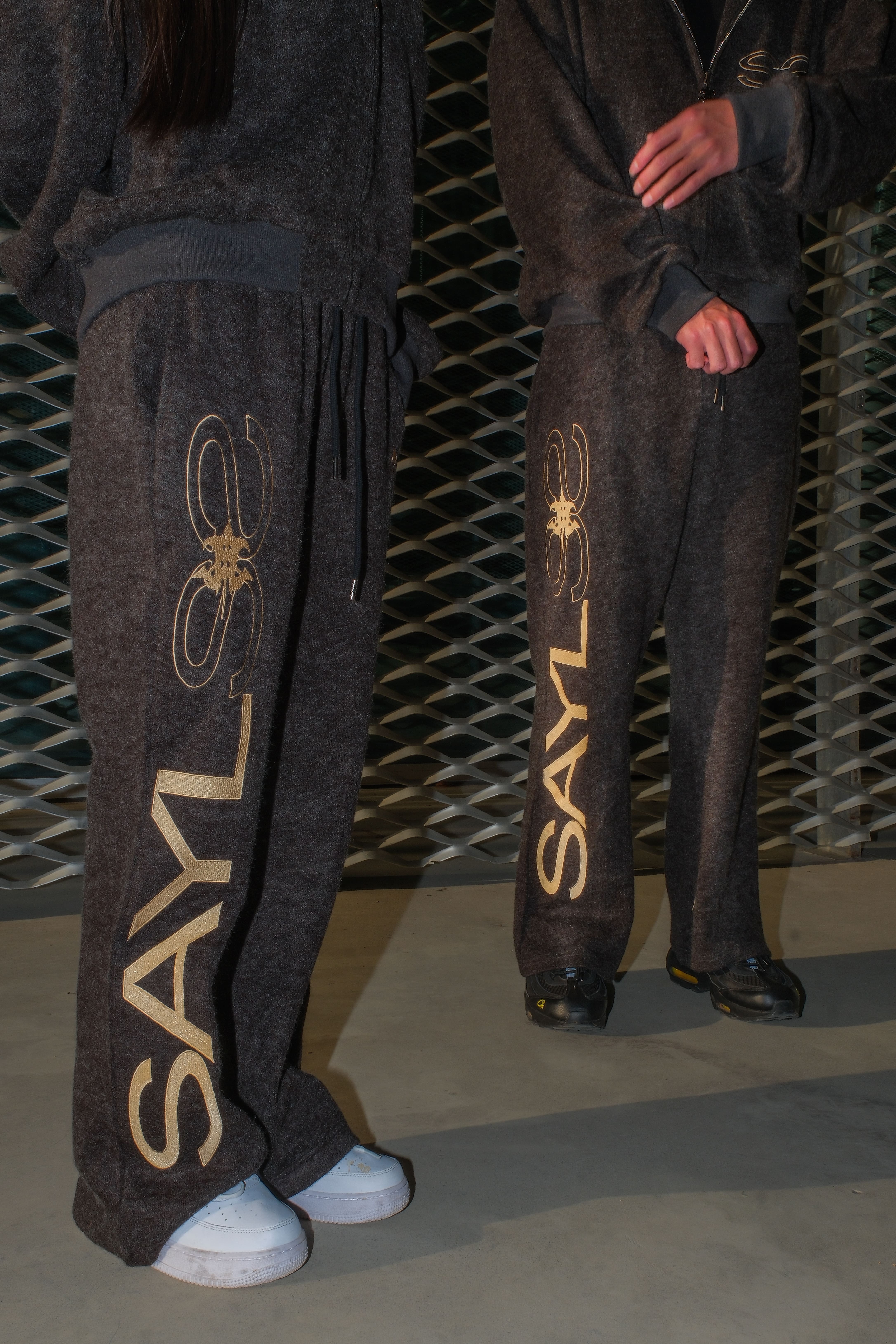 Atone x Sayless cozy Lightweight Short-Nap Knit Sweatpants