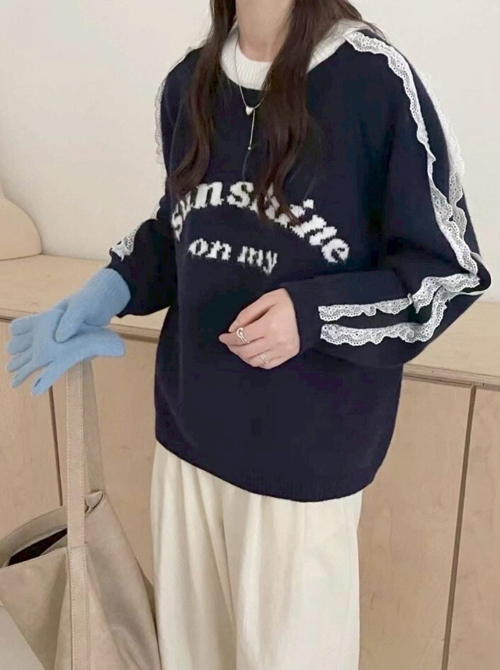 袖蕾絲滾邊英文針織衣