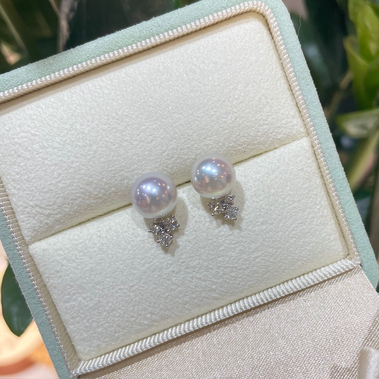 18K金3鑽石耳托 (適合8-11mm的圓形珍珠)