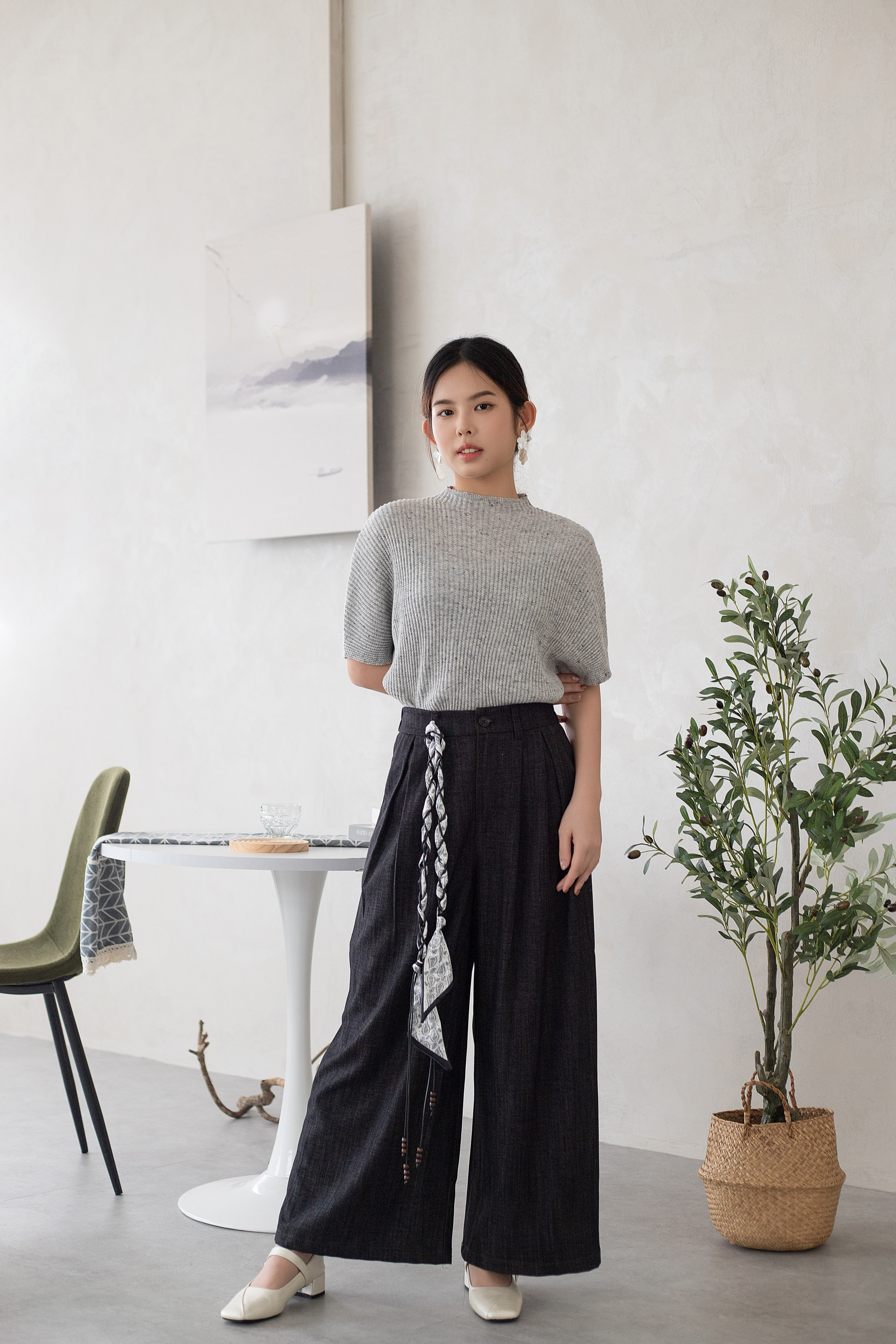 Charise Pleated Straight Leg Pants Black -2622PLBLK