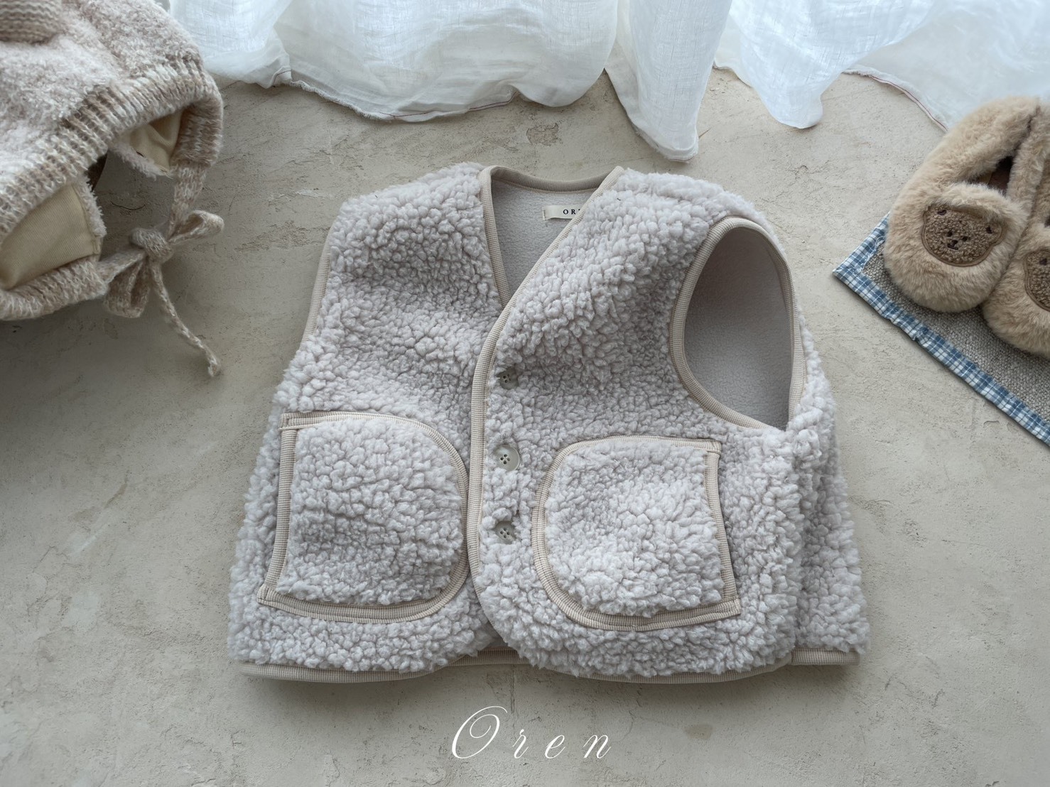 奶油小熊口袋背心